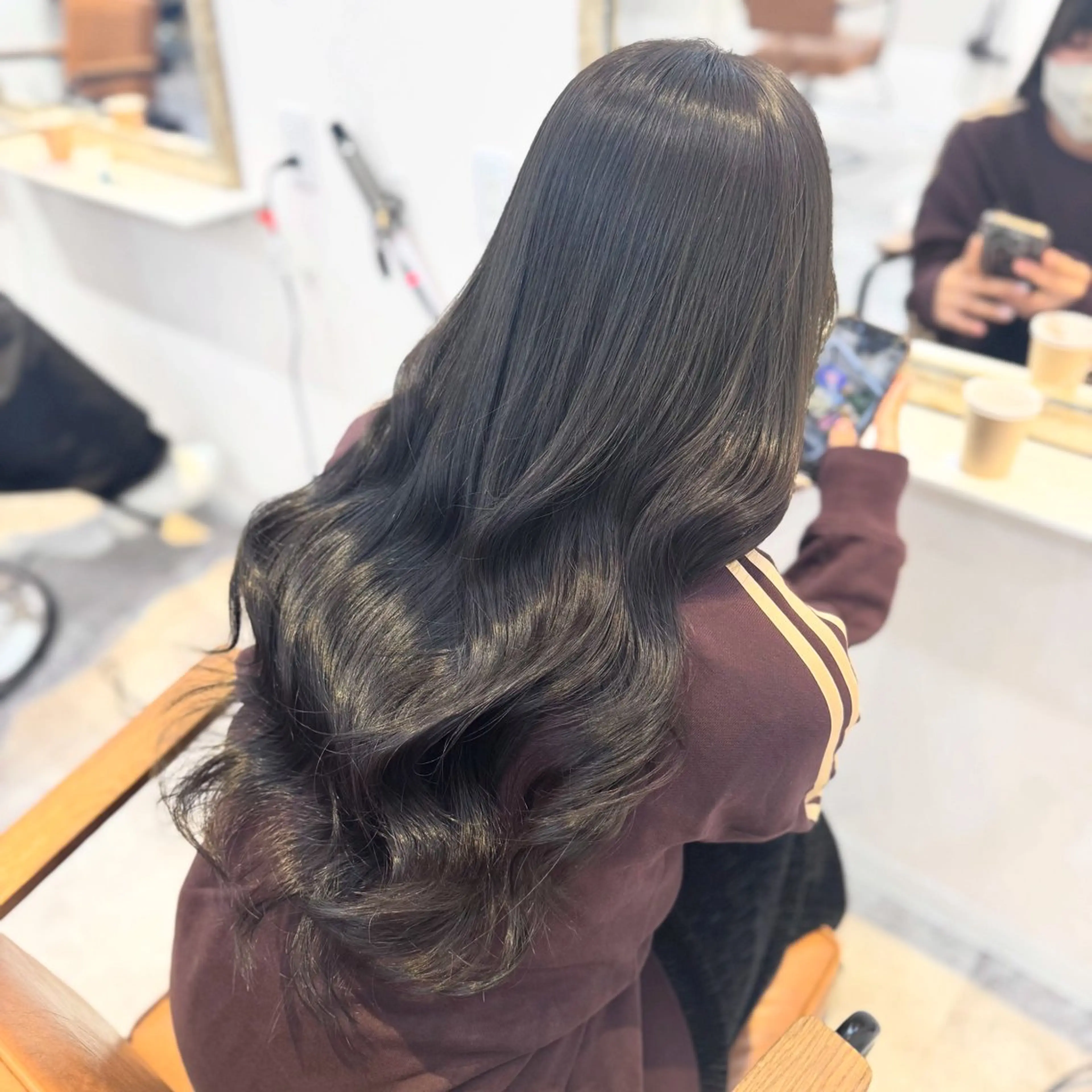 ロング カラー ベージュカラー ブリーチ ブラウンカラー 透明感カラー ダブルカラー 赤み無し柔らかカラー 【梅田】madokaのヘアスタイル