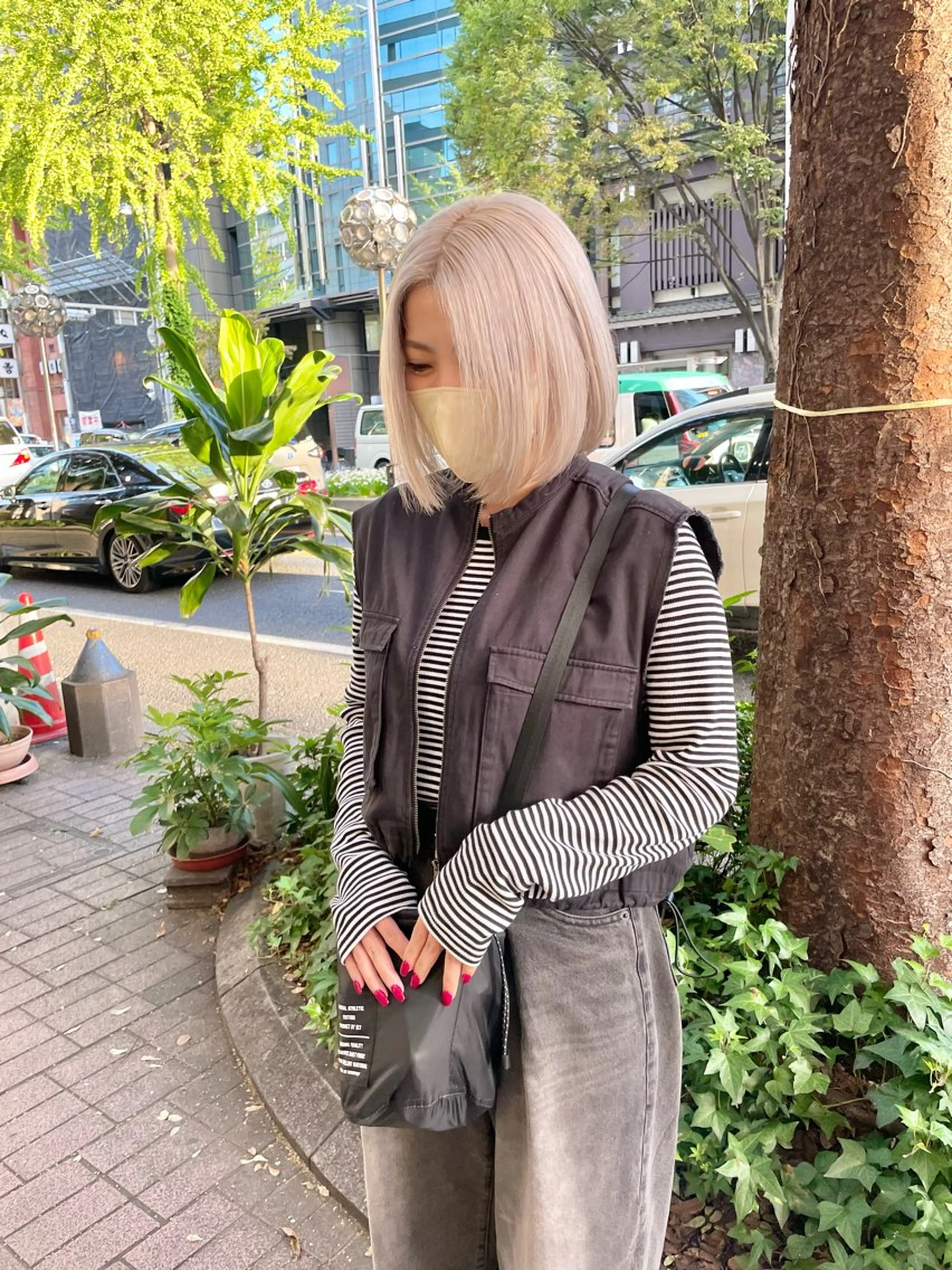 セミロング インク 美容院のヘアスタイル