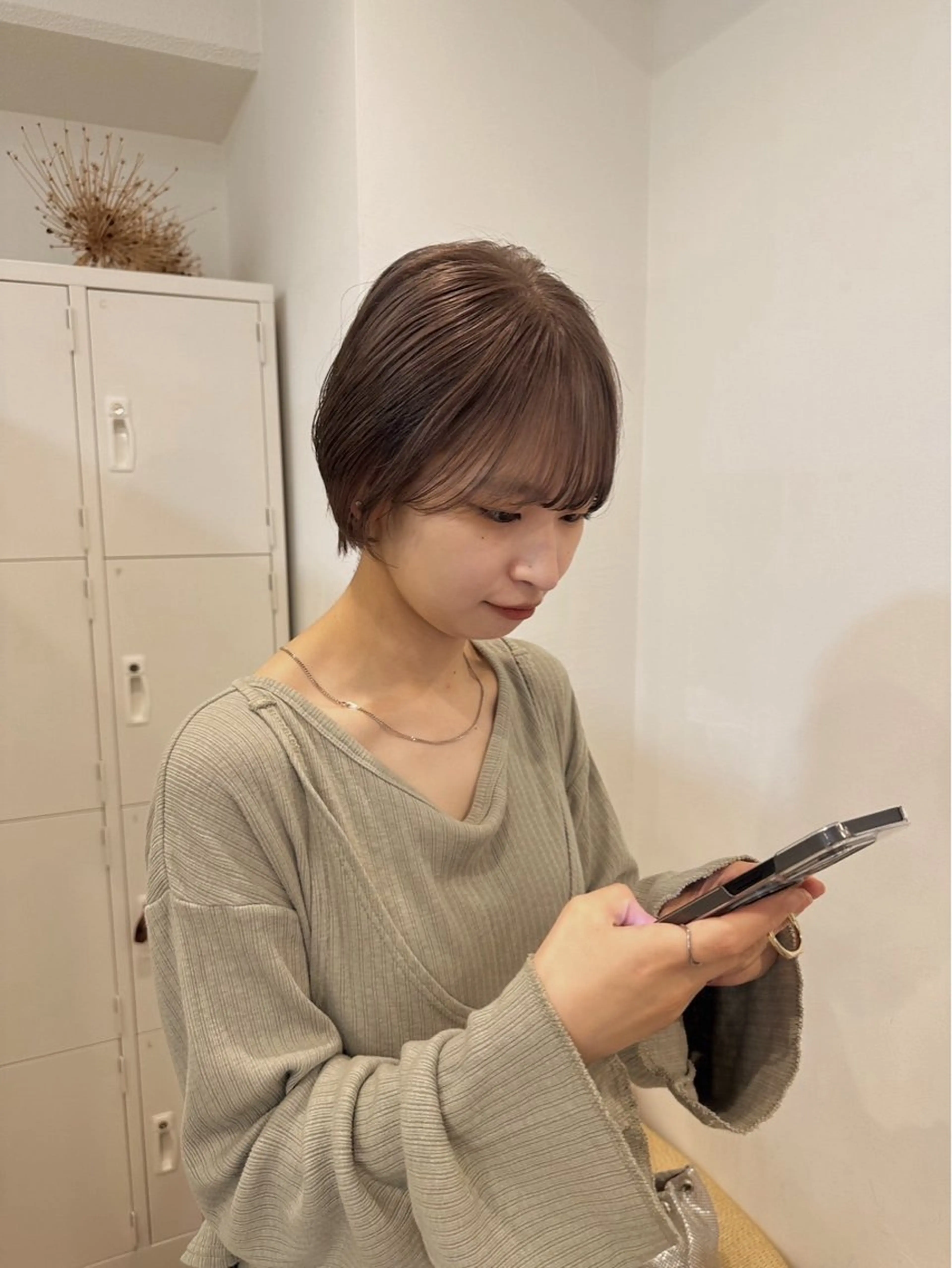 ショート 艶髪に✧ / 透明感 カラー / 冨成のヘアスタイル