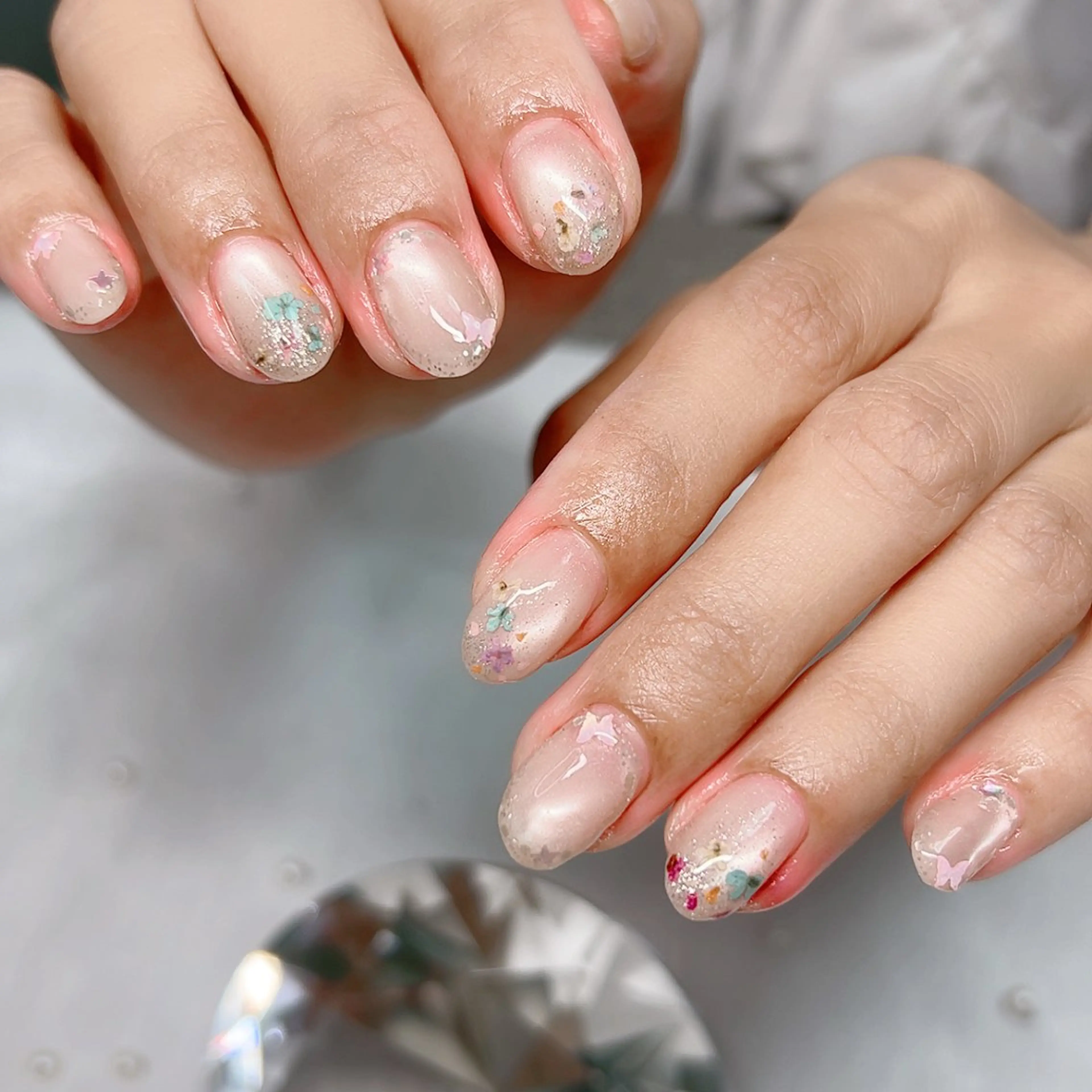 ネイル アートネイル フラワーネイル キラキラネイル ラメ(グリッター) マグネットネイル Cute Tips nailのネイルデザイン