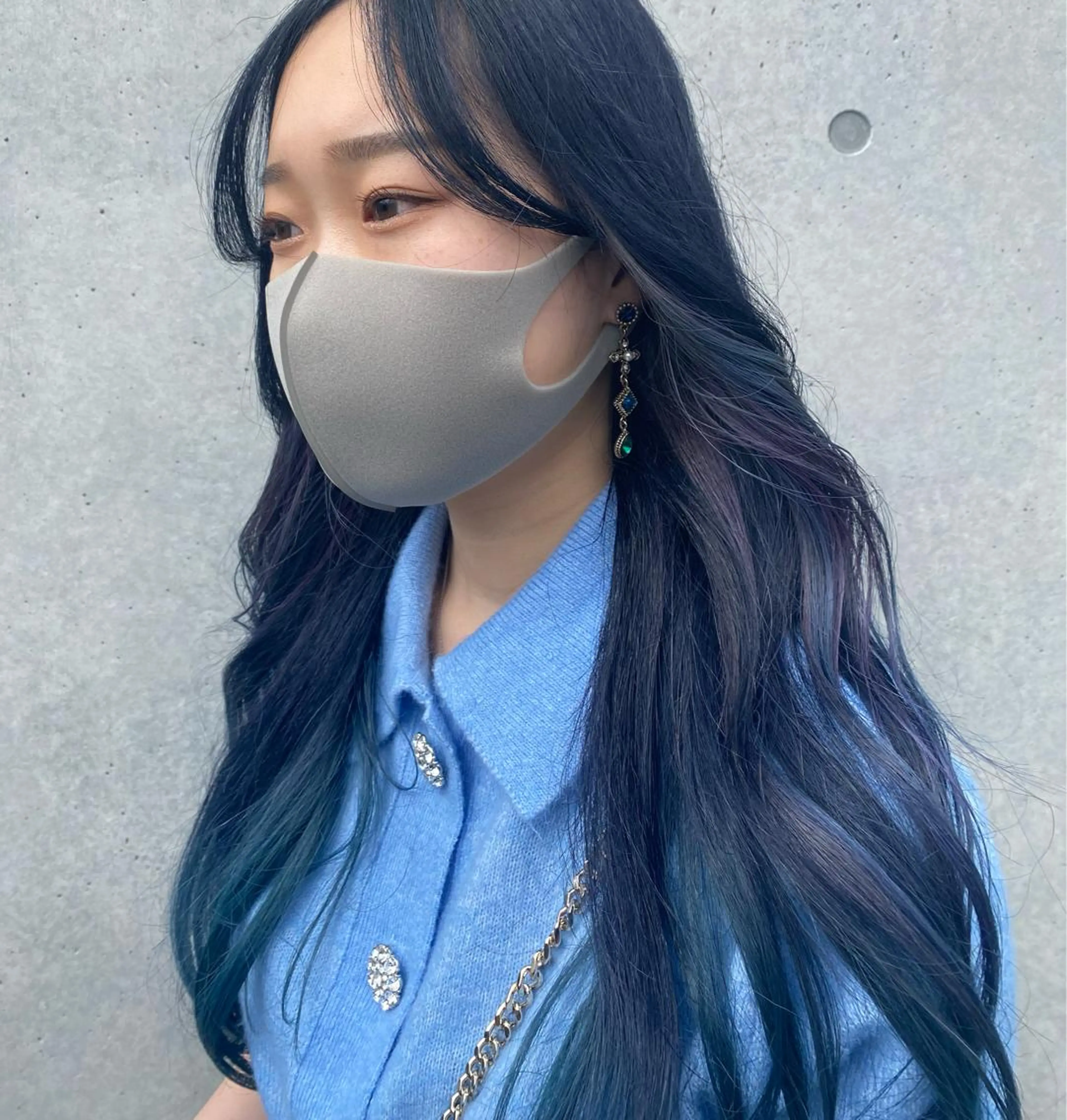 ロング カラー ブルーカラー インナーカラー ネイビーカラー レイヤー/柔色 カラー/SAkiのヘアスタイル