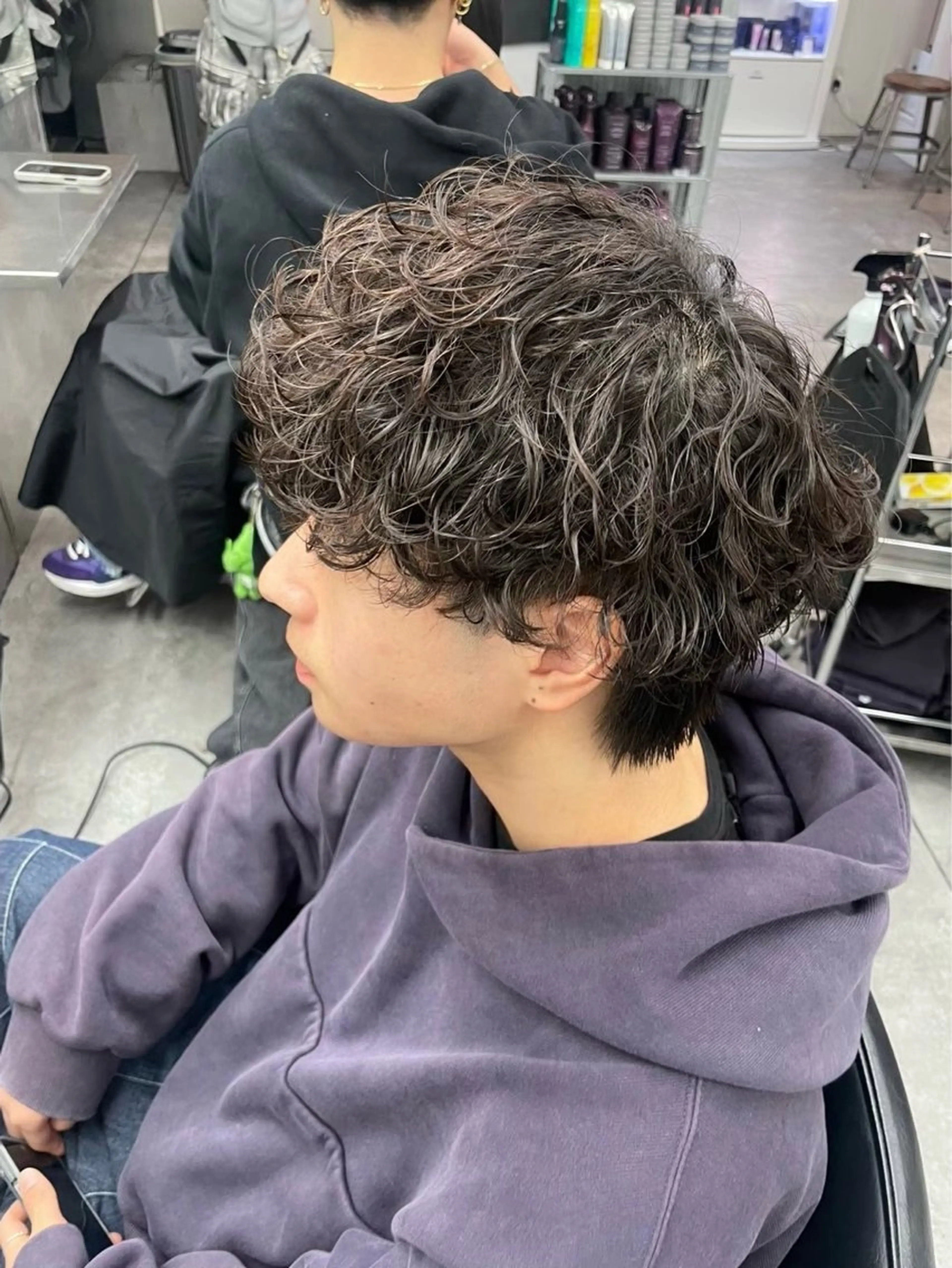 パーマ メンズ 波巻きパーマ リラク メンズ特化モテヘア 🦋nanaka🦋のヘアスタイル