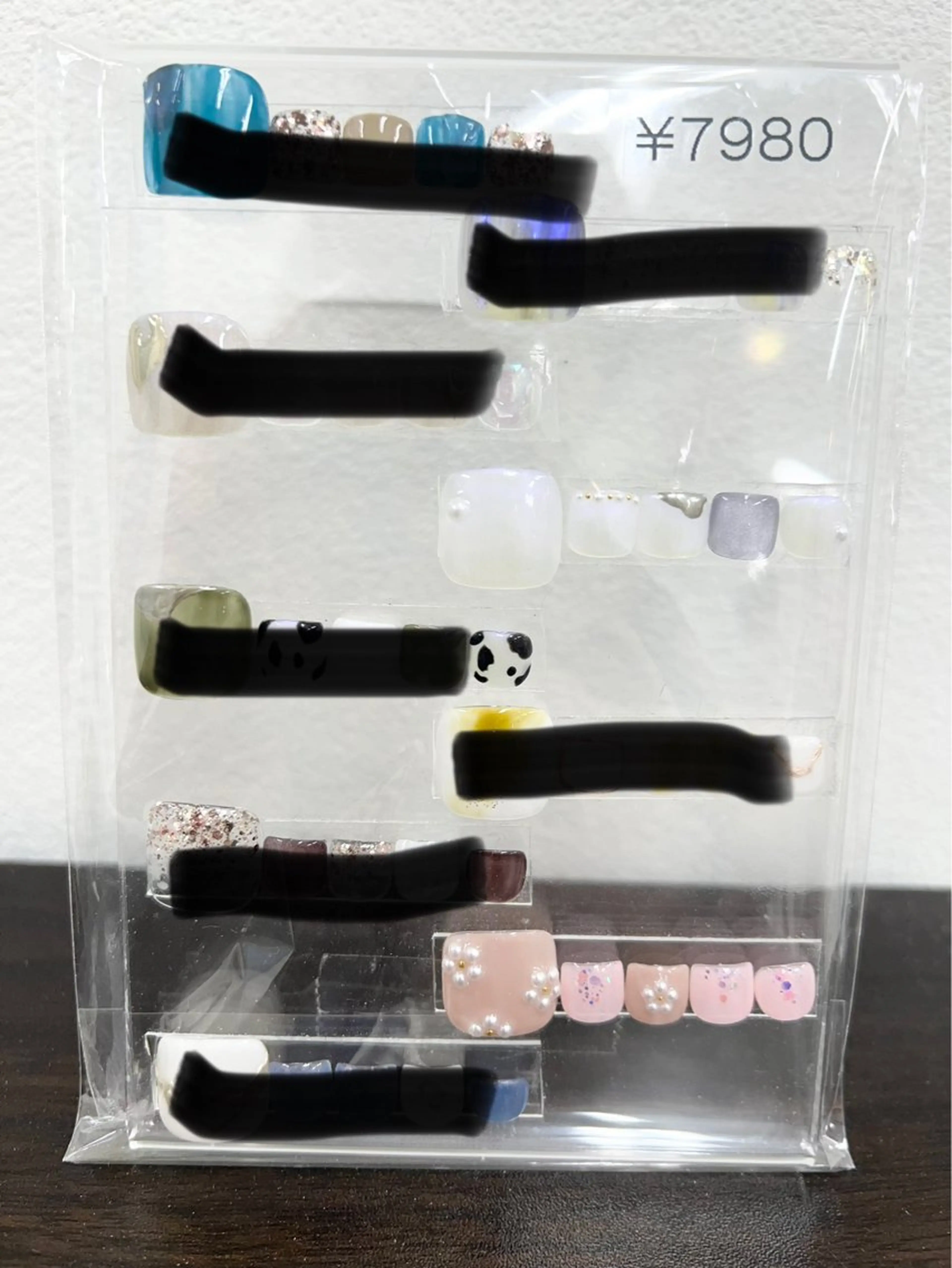 ネイル フットネイル マハロネイルサロン横浜店所属・吉田 里菜のネイルデザイン