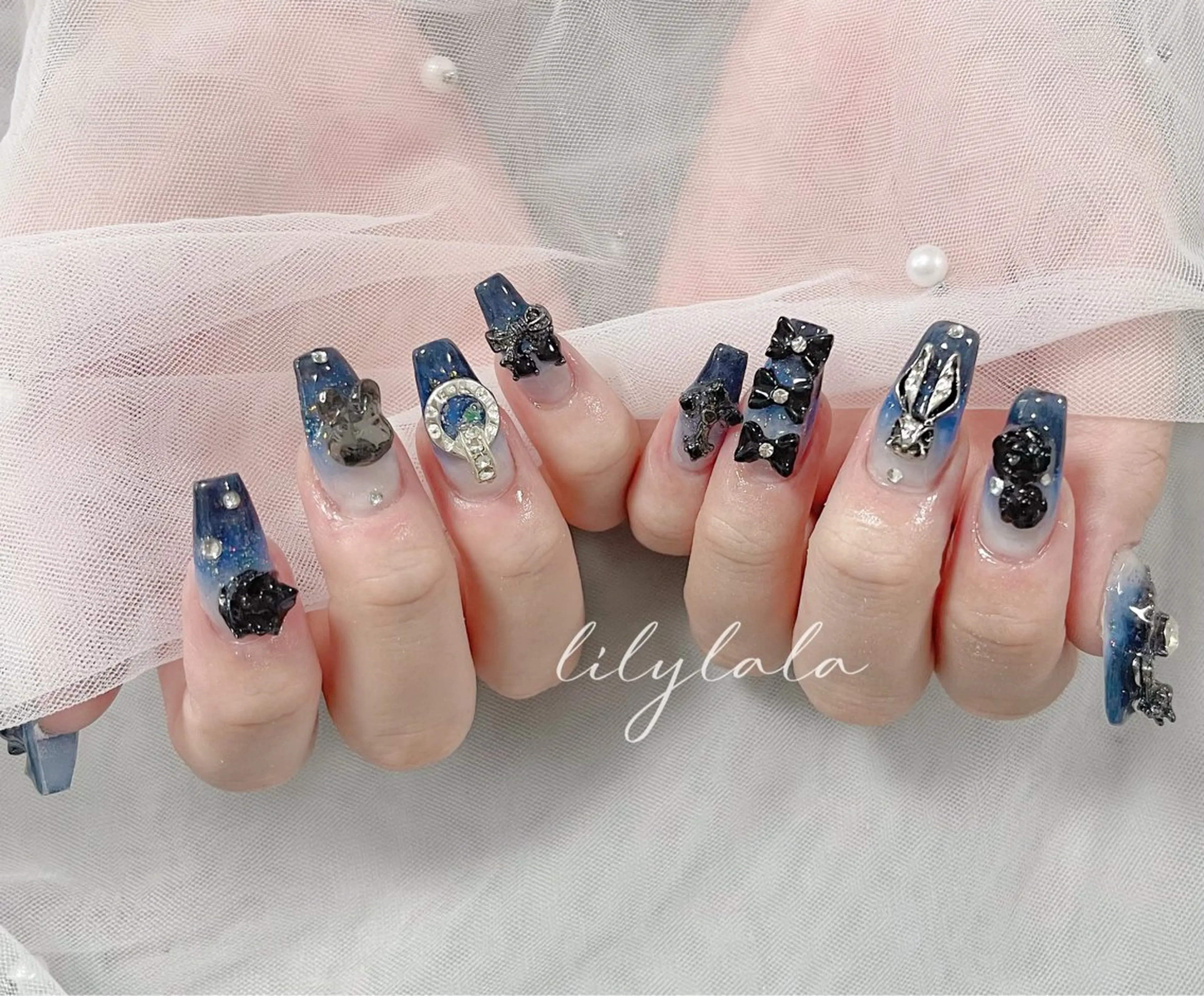 ネイル アートネイル ジェルネイル キラキラネイル ニュアンスネイル オフィスネイル ハンドネイル Kitty Nailのネイルデザイン