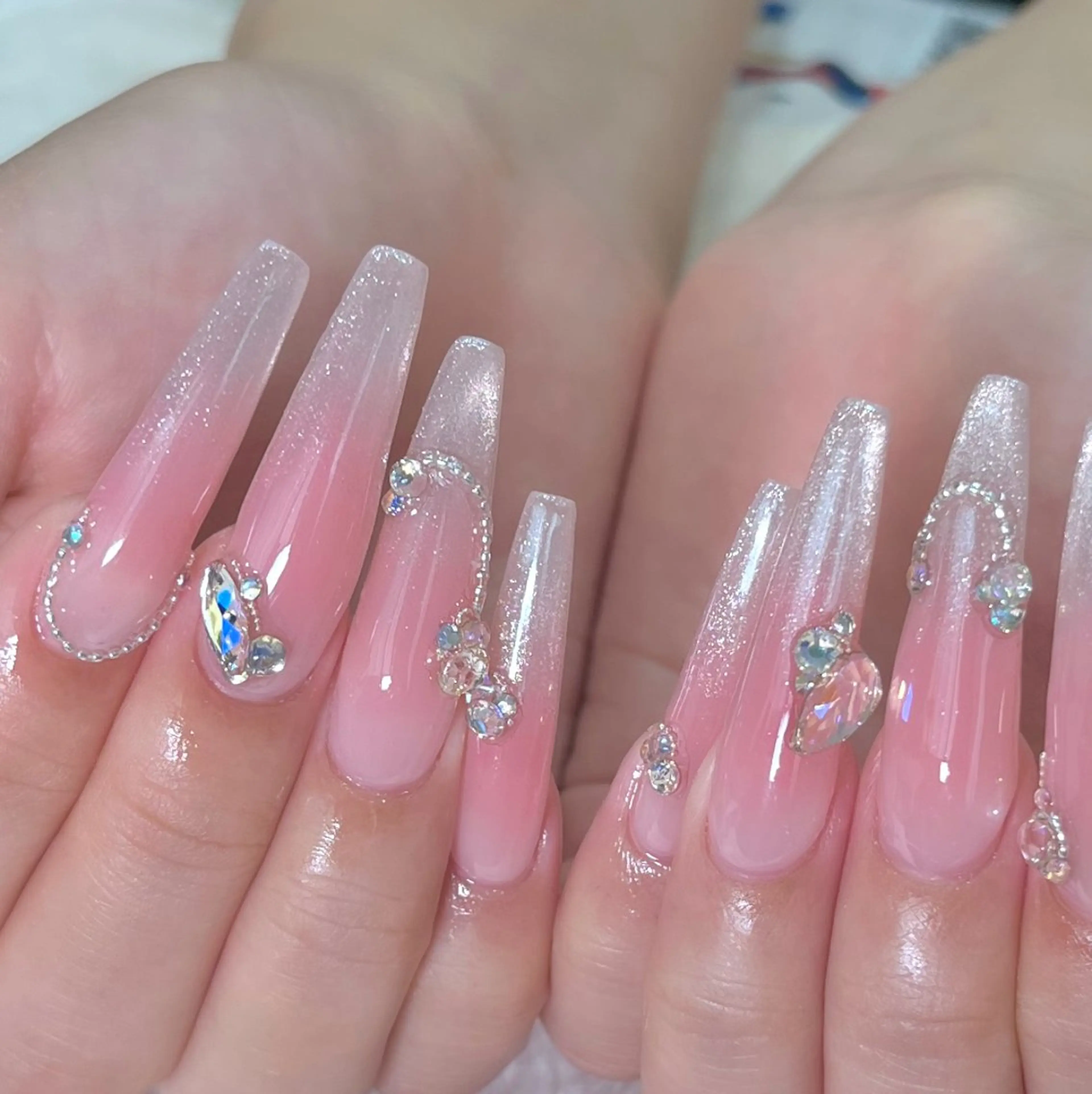ネイル チークネイル マグネットネイル ストーンネイル ハンドネイル METORO NAILのネイルデザイン