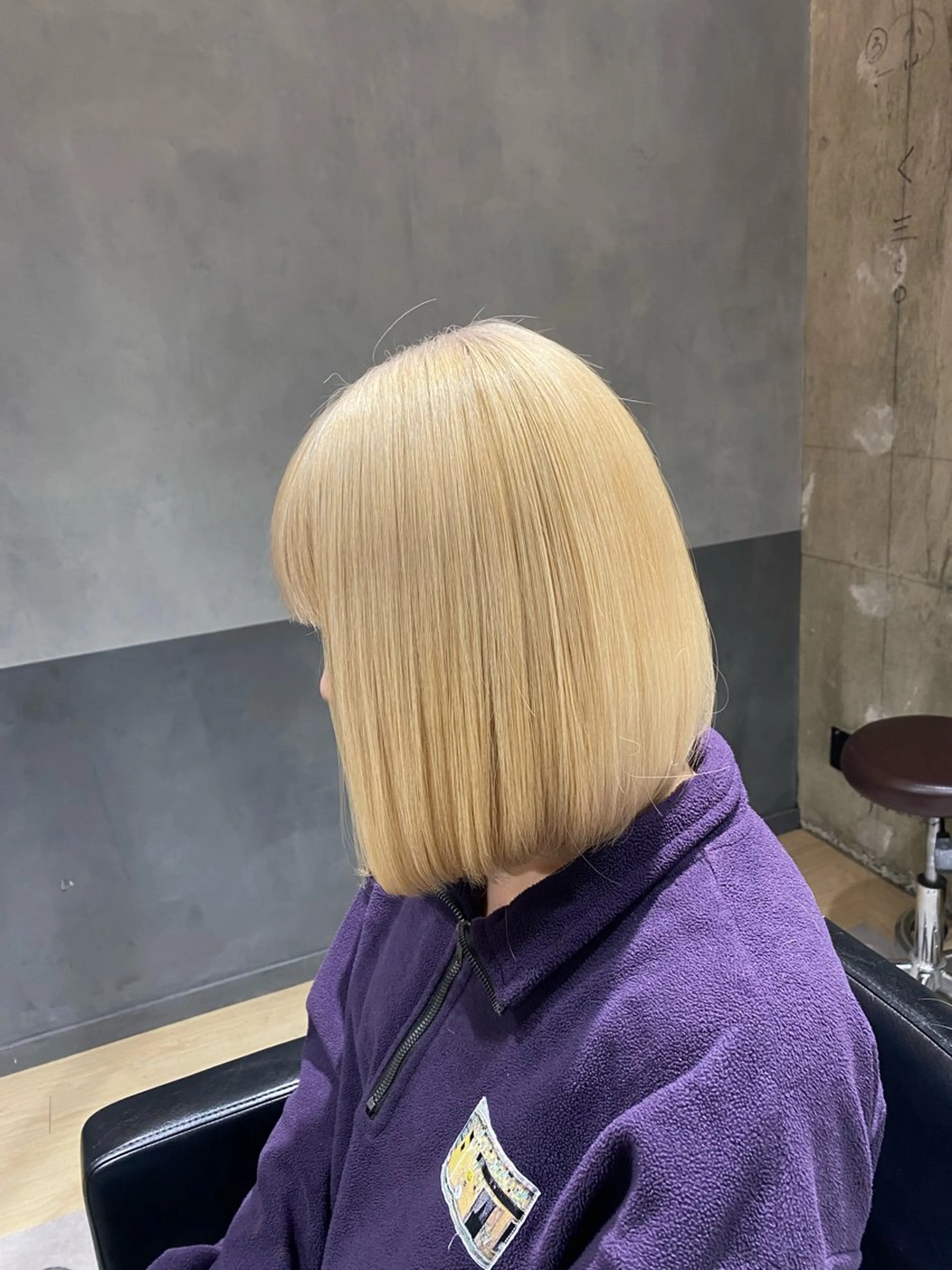 ミディアム ヘアカラー トリートメント ハイトーンエフェクト ブリーチいち丸のヘアスタイル