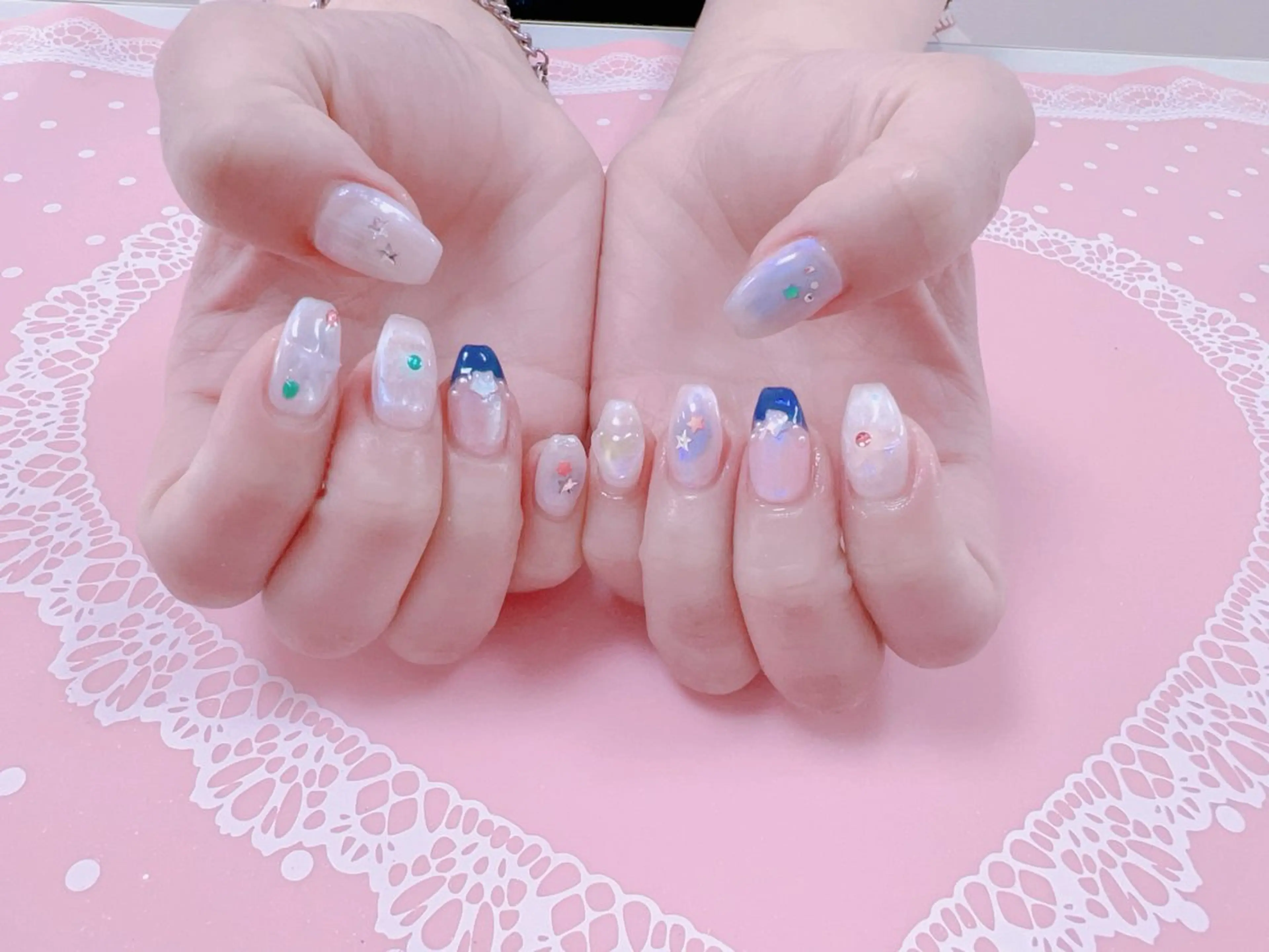 ネイル はぴねす所属・横浜 美夢のネイルデザイン