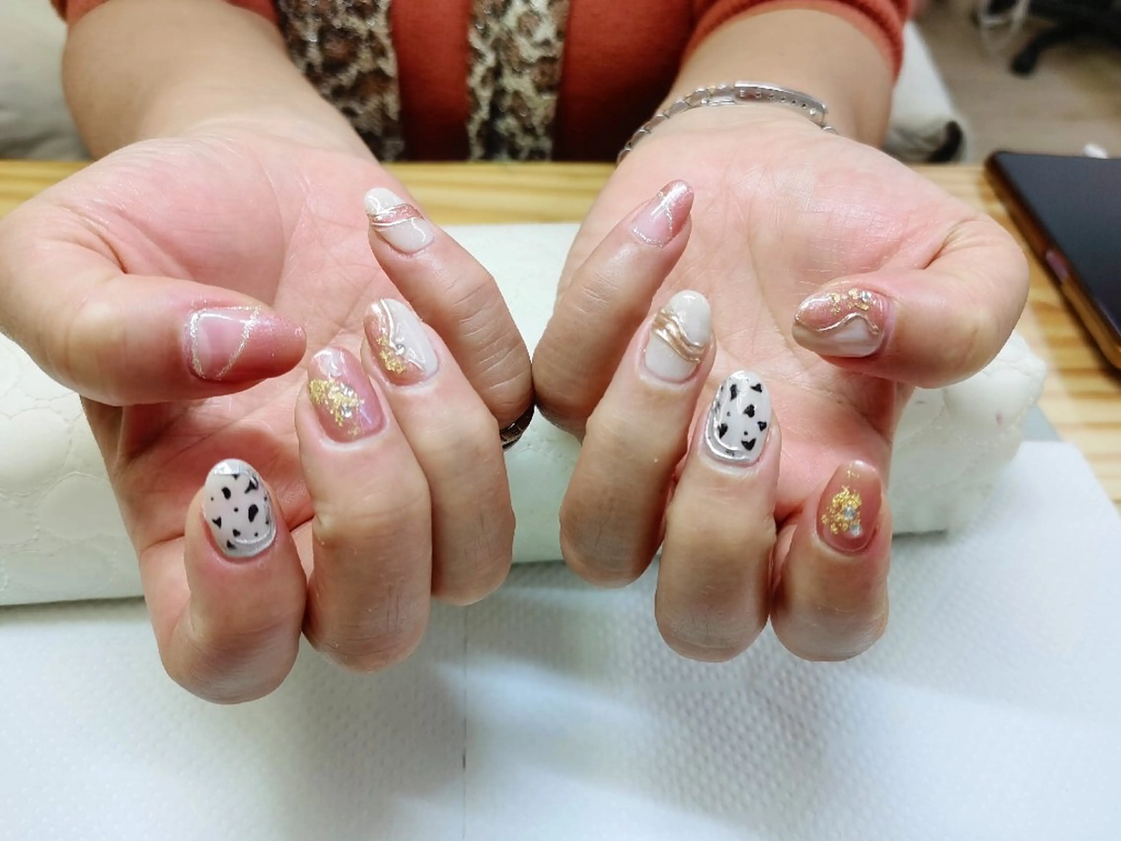 ネイル ノブ.ネイルサロン所属・ノブ ネイルのネイルデザイン