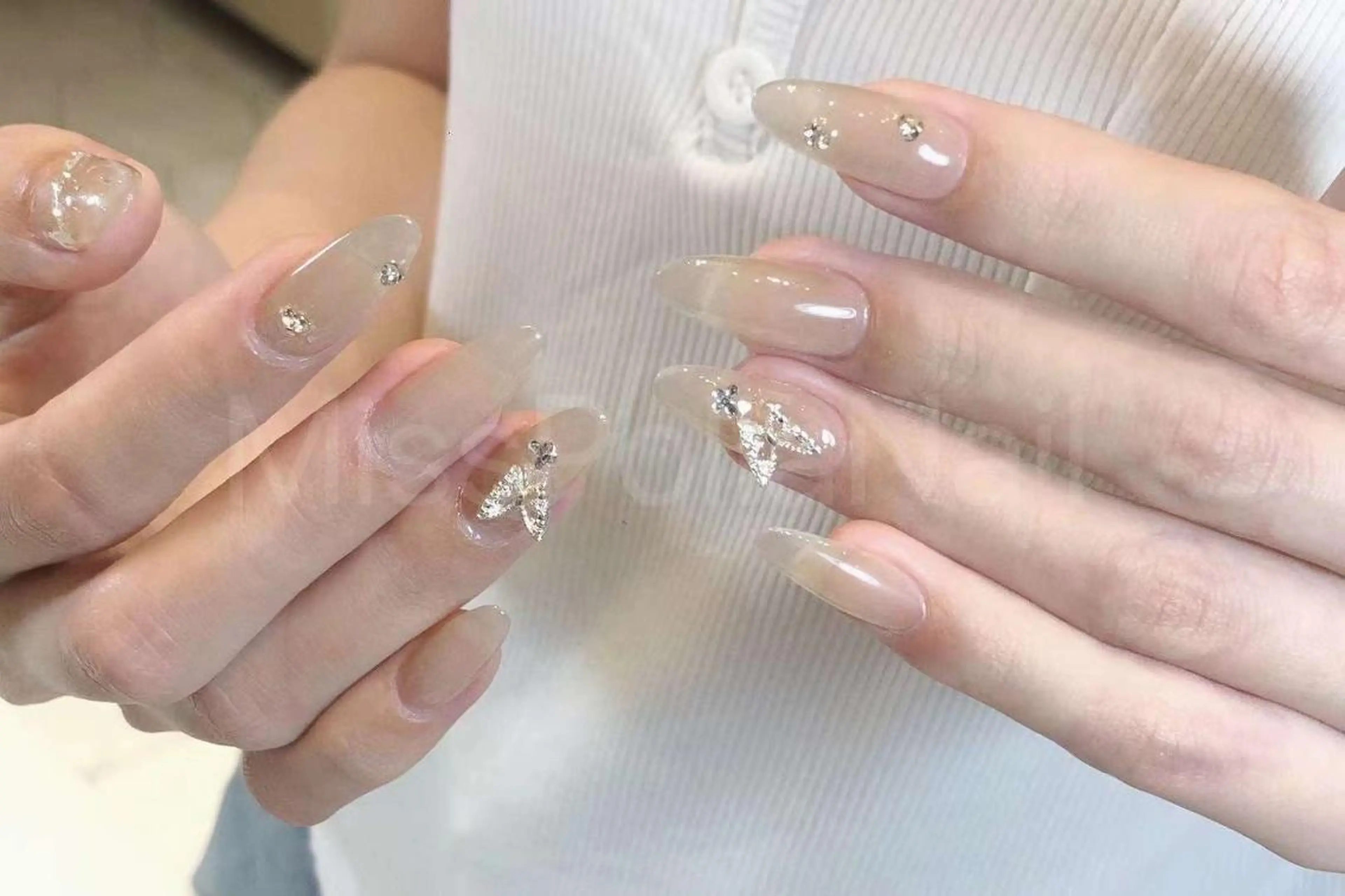 ネイル VIVIAN エイのネイルデザイン