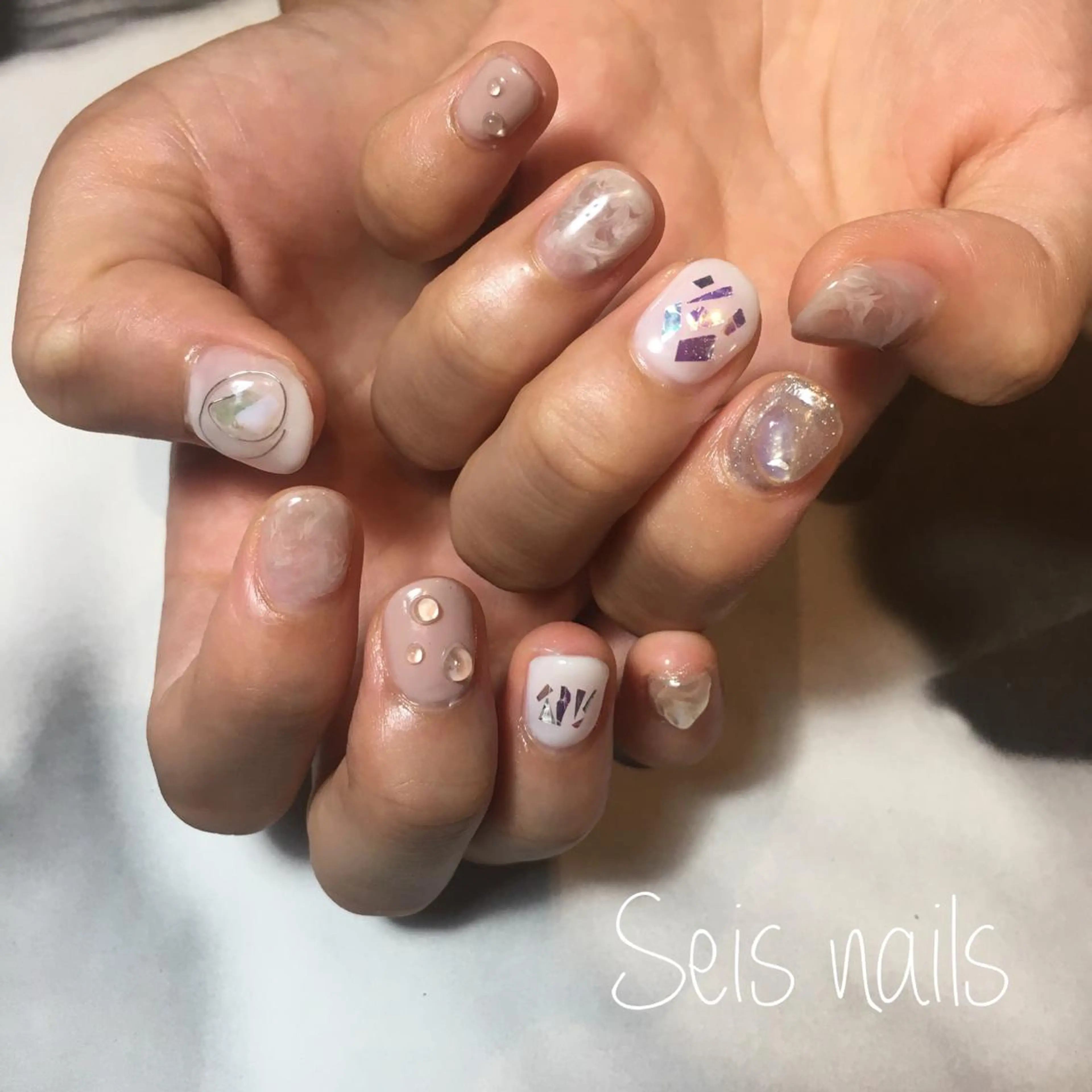 ネイル ハンドネイル Seis Shihoのネイルデザイン