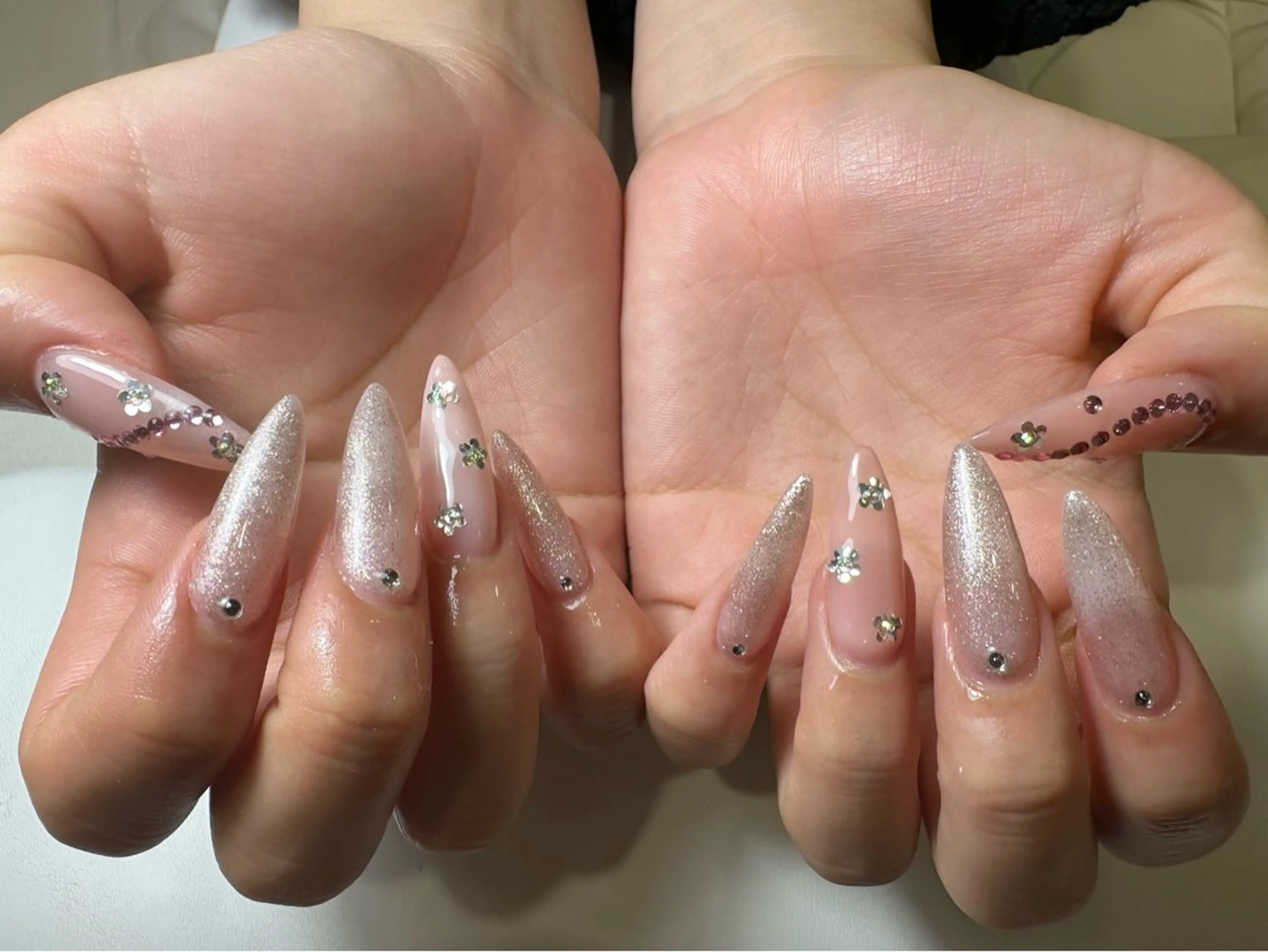 ネイル マグネットネイル ハンドネイル Rin Nailのネイルデザイン