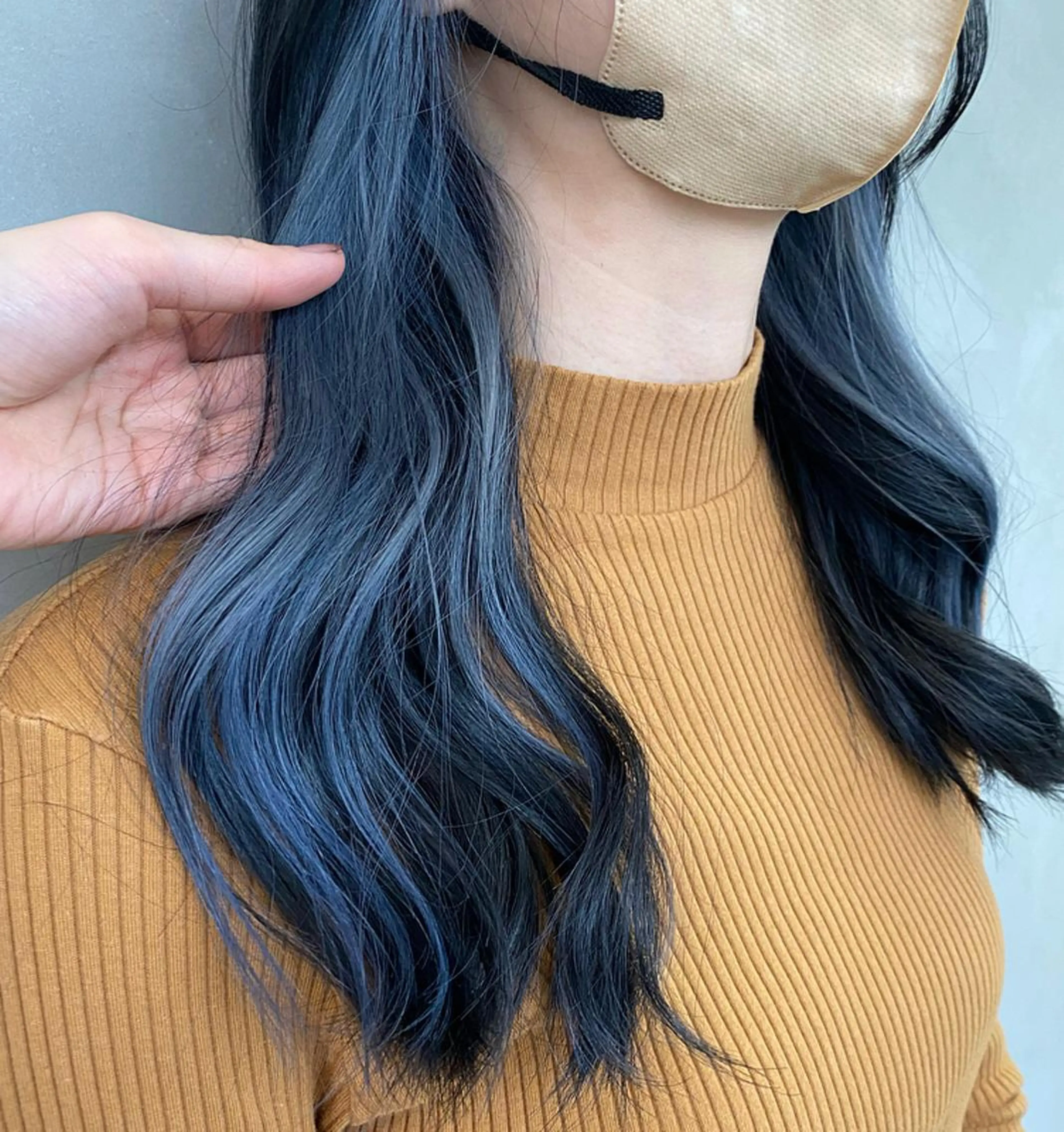 セミロング カラー ブリーチ ブルーカラー ブルーグレー マンツーマン施術🌷 透明感/HIKARIのヘアスタイル