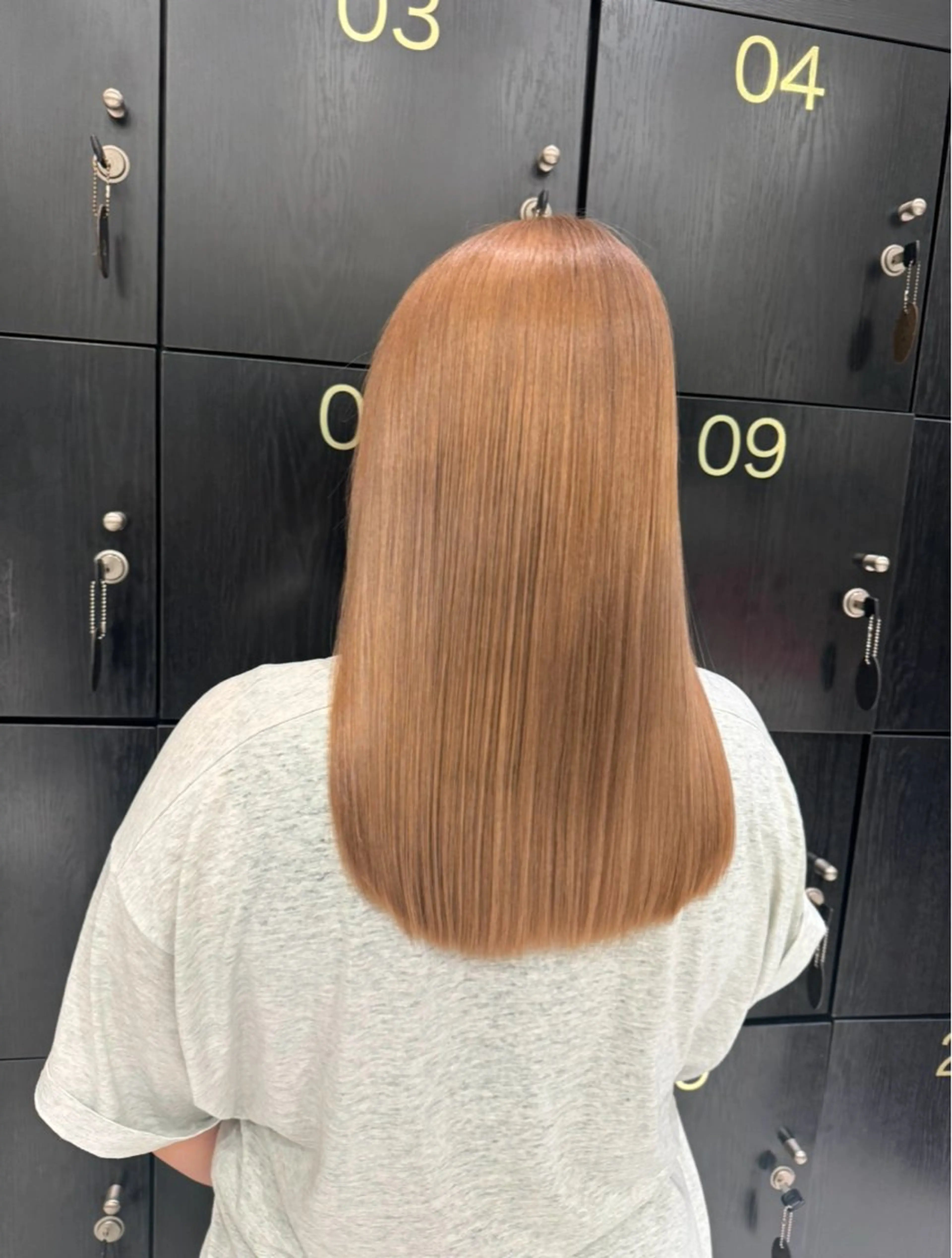 カラー 伊藤 柚奈のヘアスタイル