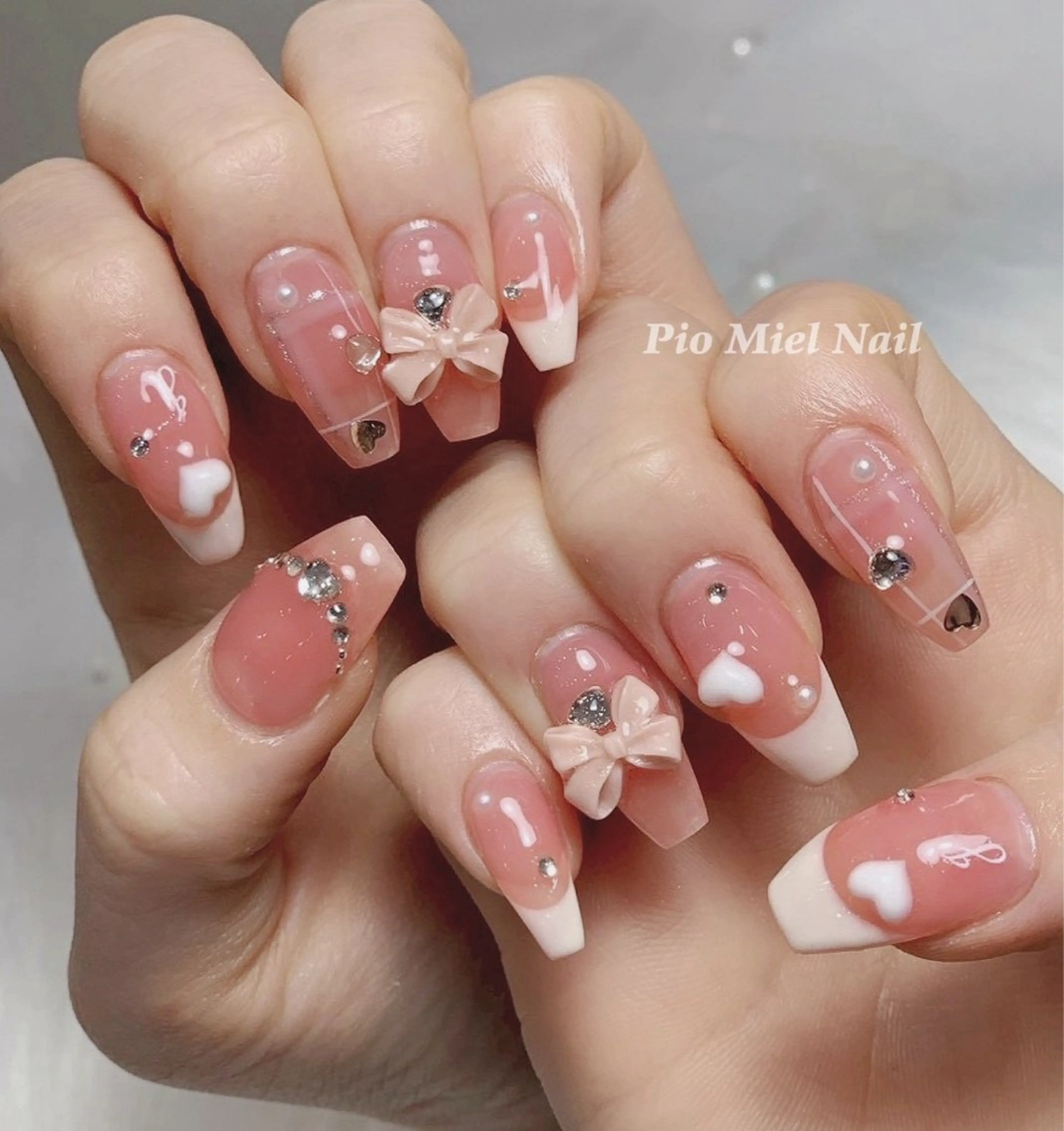 ネイル ハンドネイル HANA 長さだしのネイルデザイン