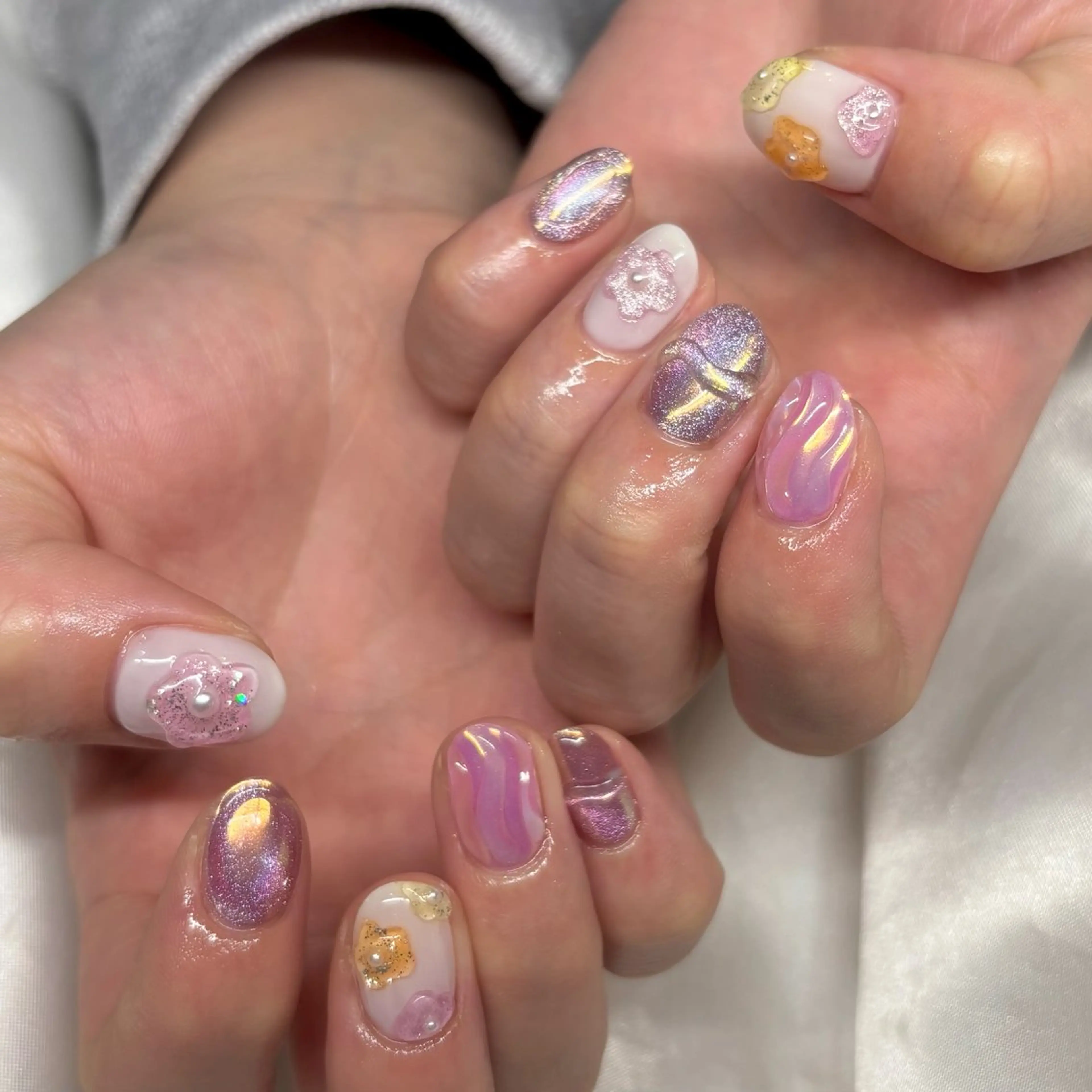 ネイル ハンドネイル ハンドケア . 未來のネイルデザイン