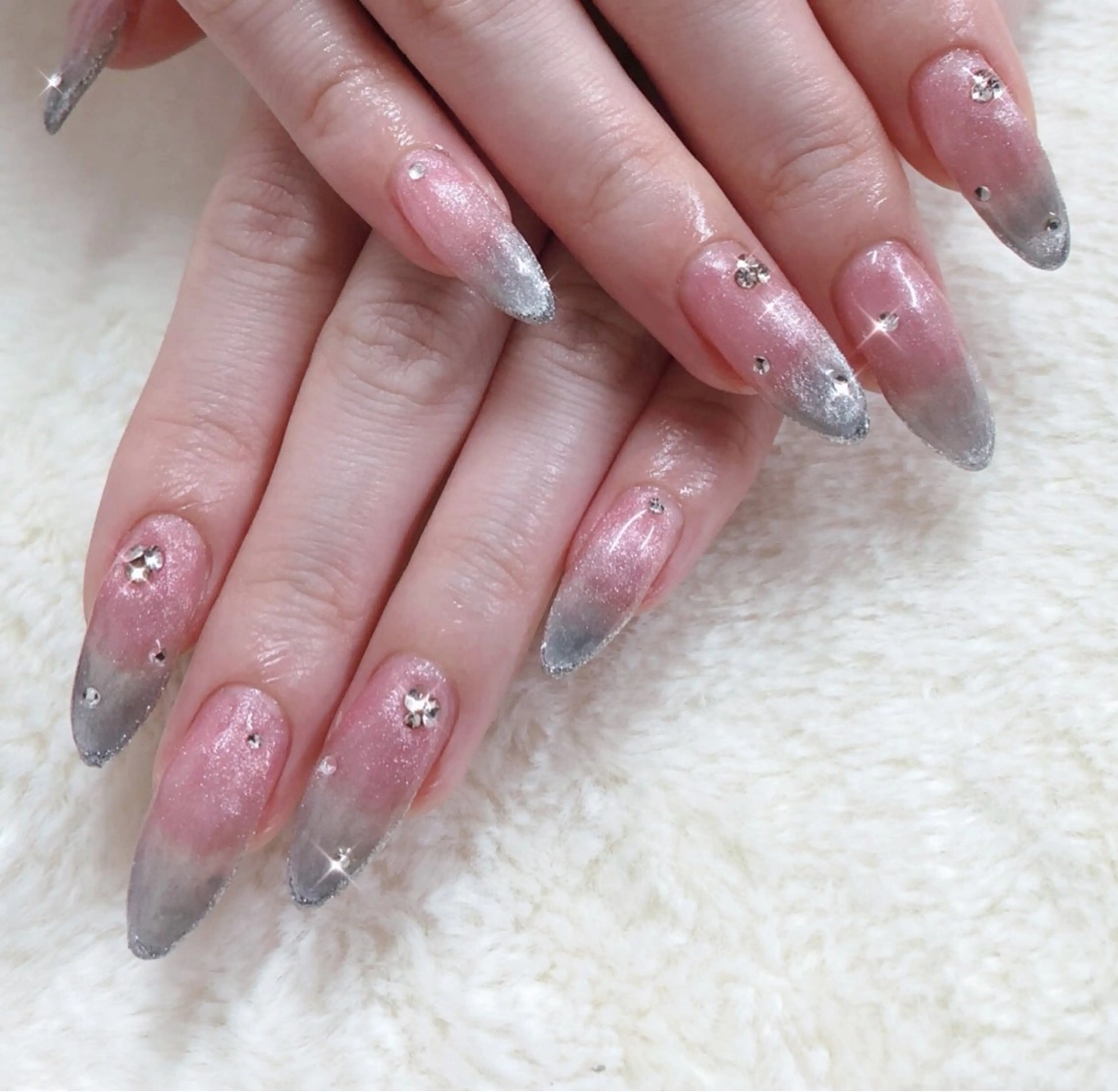 ネイル べっ甲ネイル フットネイル ゴールド マグネットネイル ミラーネイル ハンドネイル ハンドケア 大門浜松町 ネイルのネイルデザイン