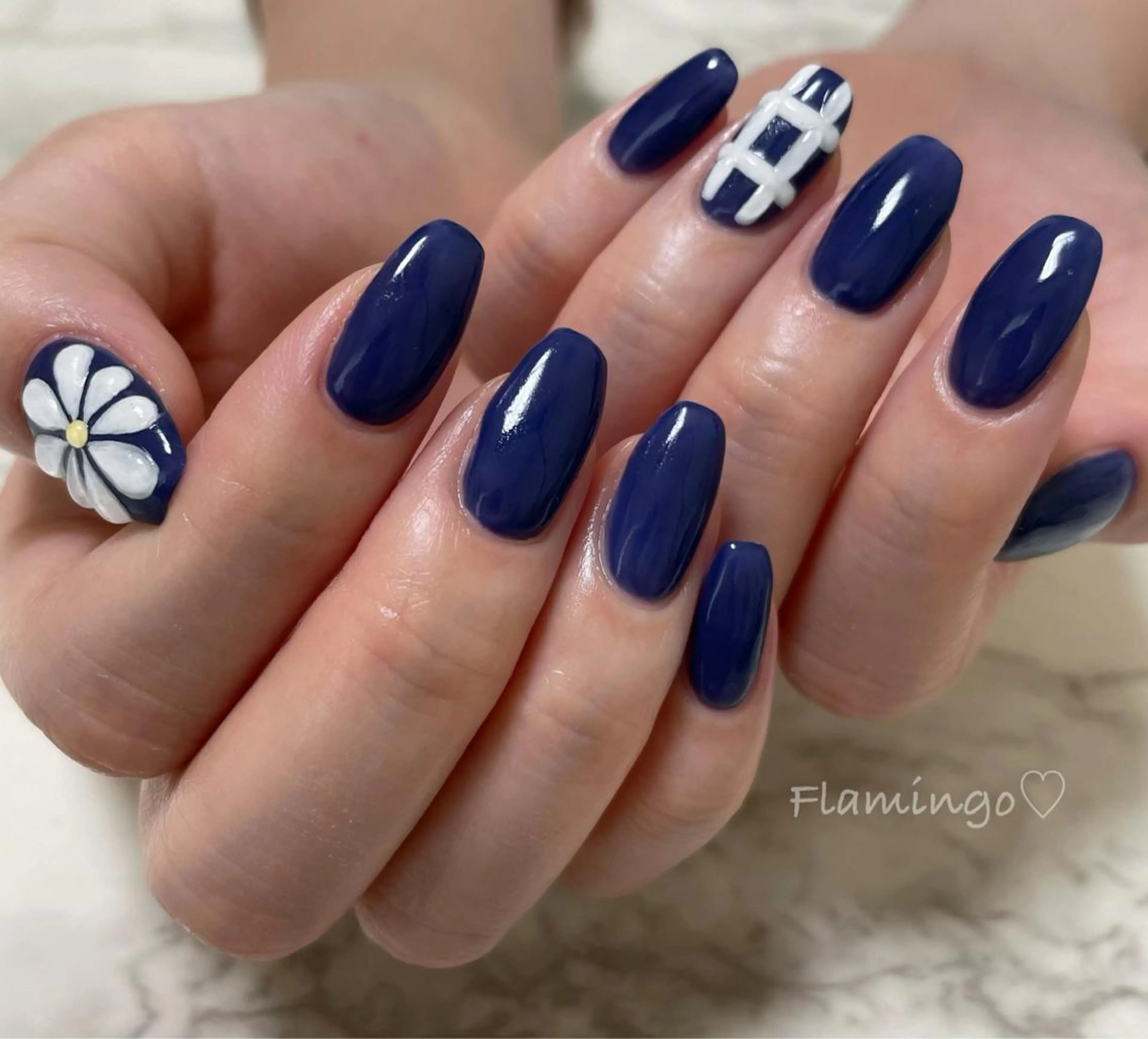 ネイル フラワーネイル ジェルネイル ワンカラーネイル ぷっくりネイル シンプルネイル 40代からの爪肌を 労る♡きちんとネイルのネイルデザイン