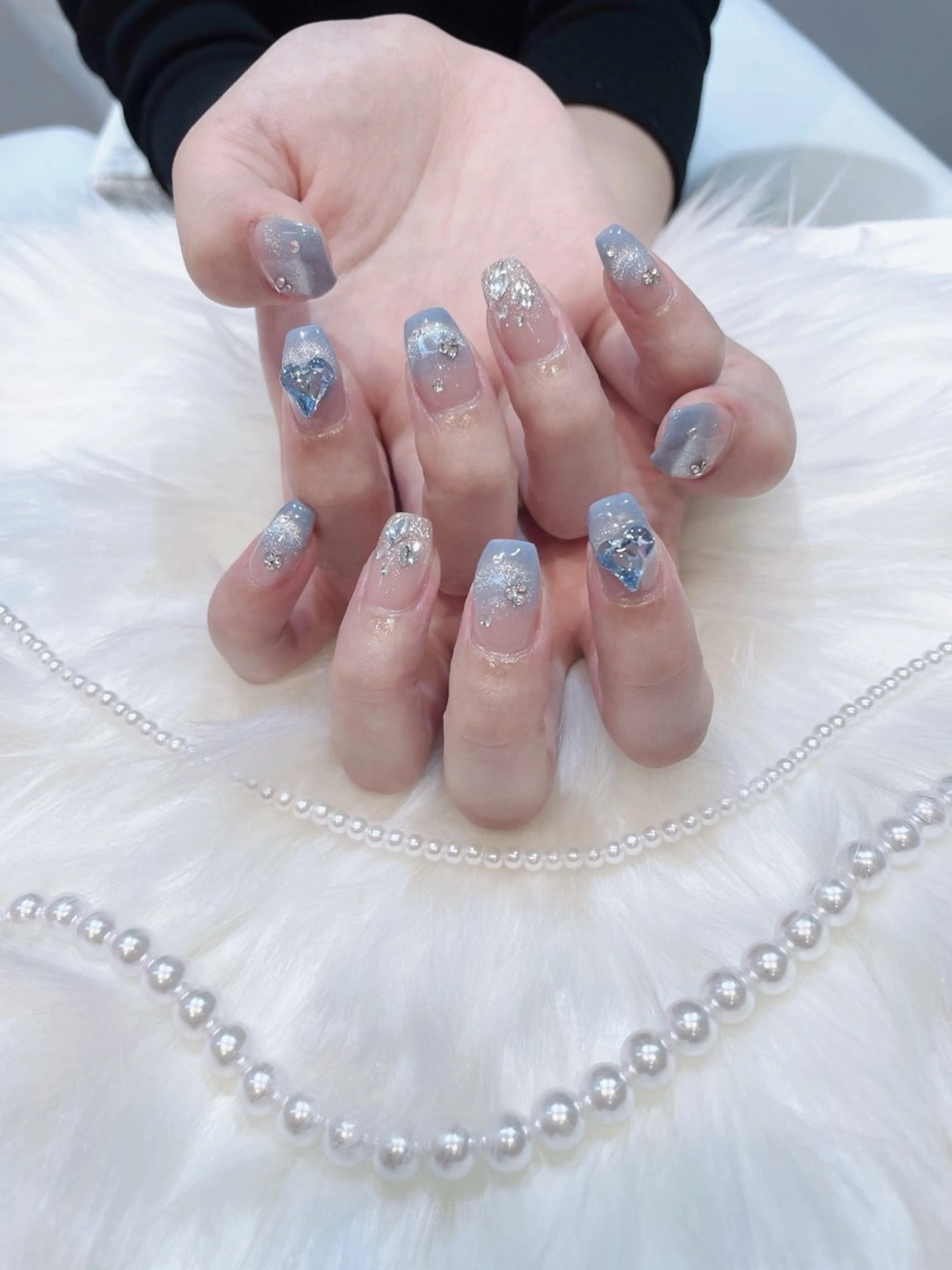 ネイル ハンドネイル classic 新横浜所属・山田 暉のネイルデザイン