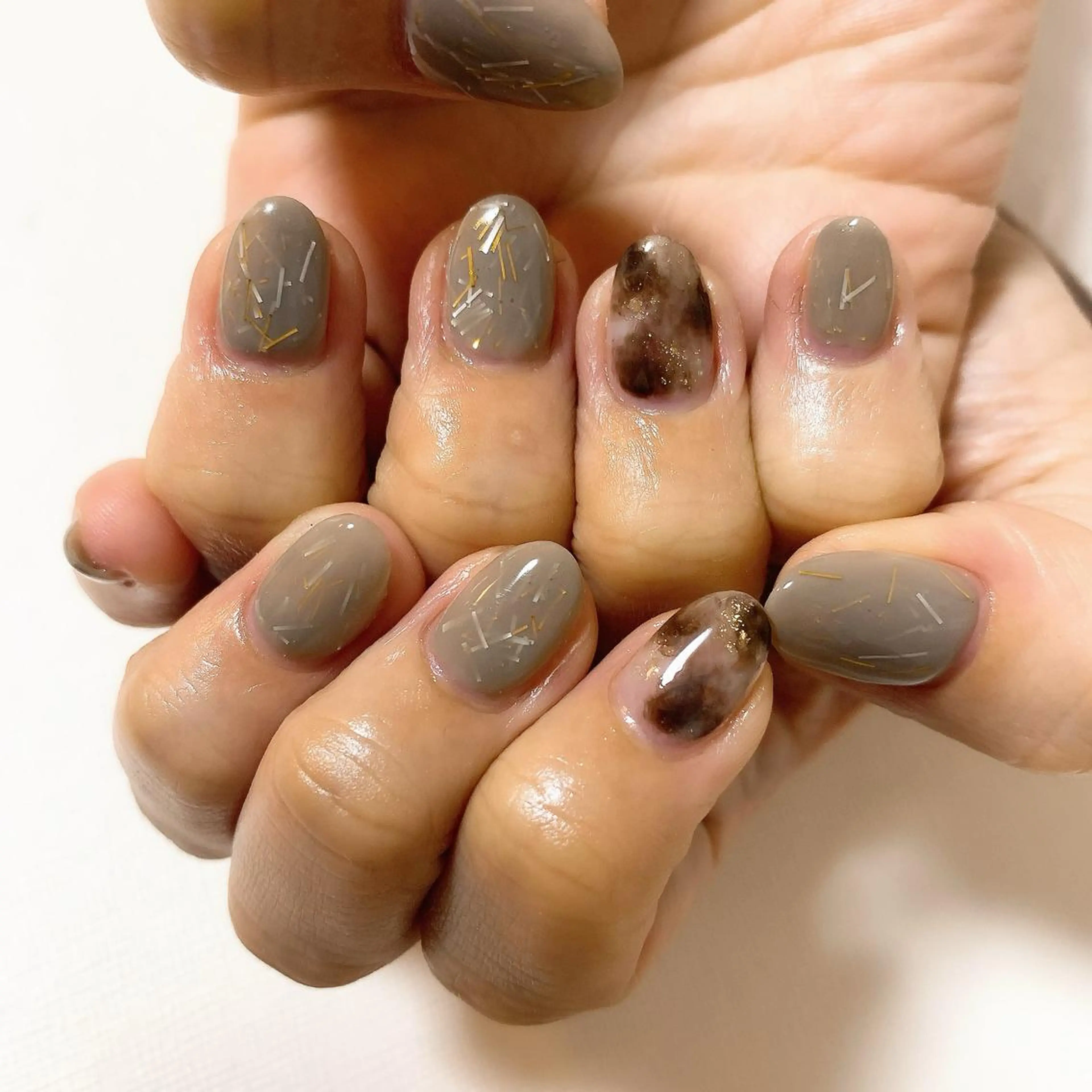 ネイル べっ甲ネイル ラメ(グリッター) vivi nailのネイルデザイン