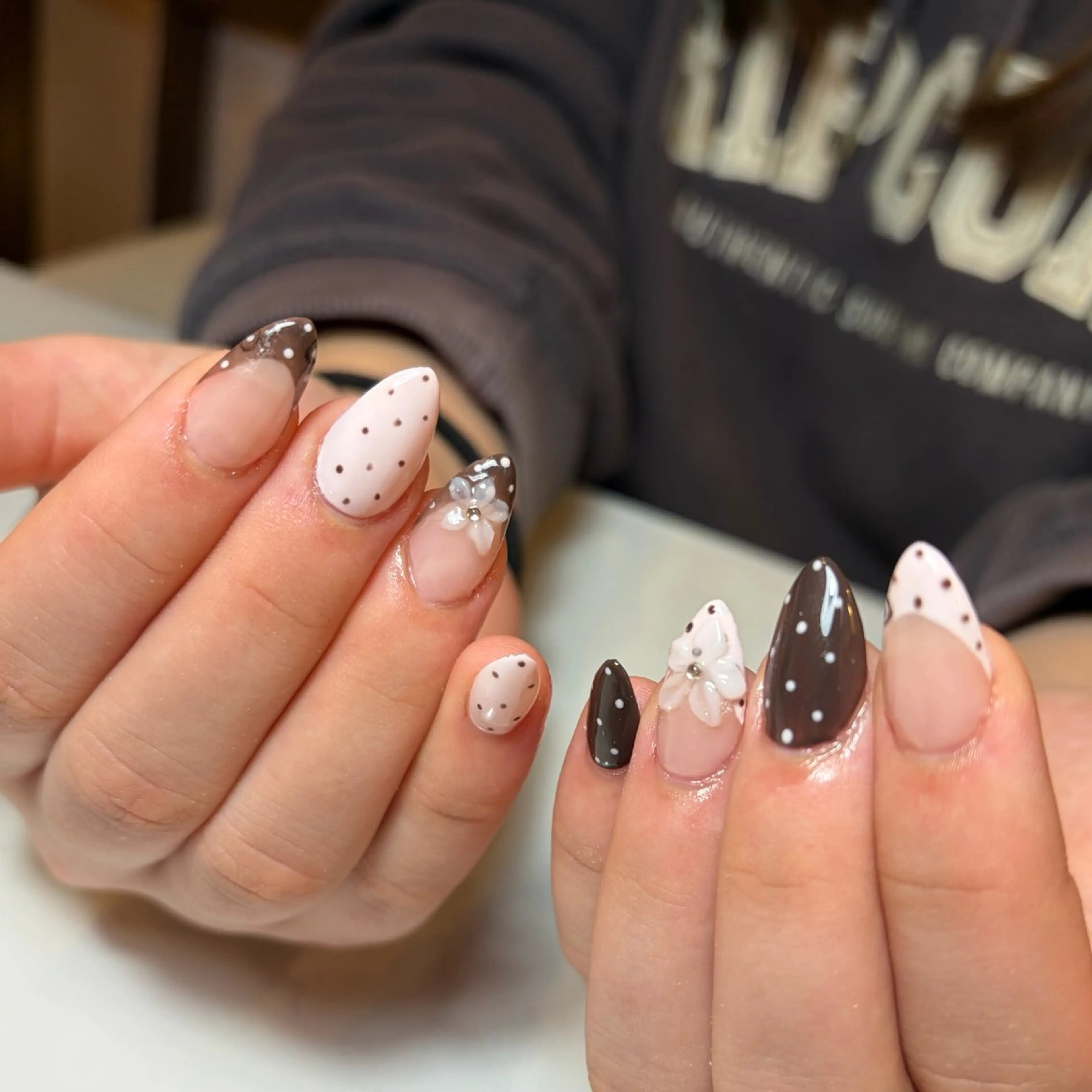 ネイル ハンドネイル 佐藤 来夢のネイルデザイン