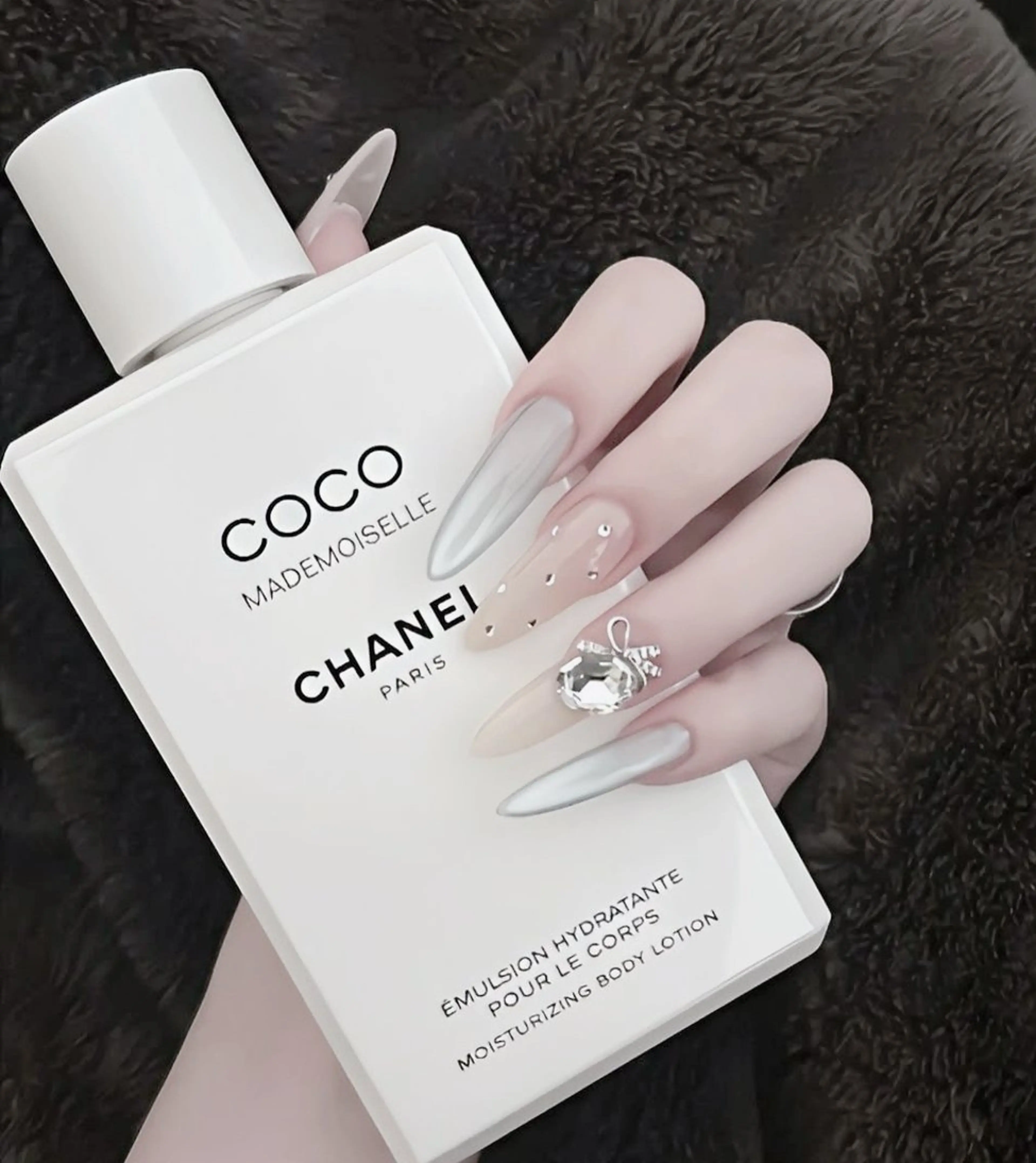 ネイル いちご chan novaのネイルデザイン