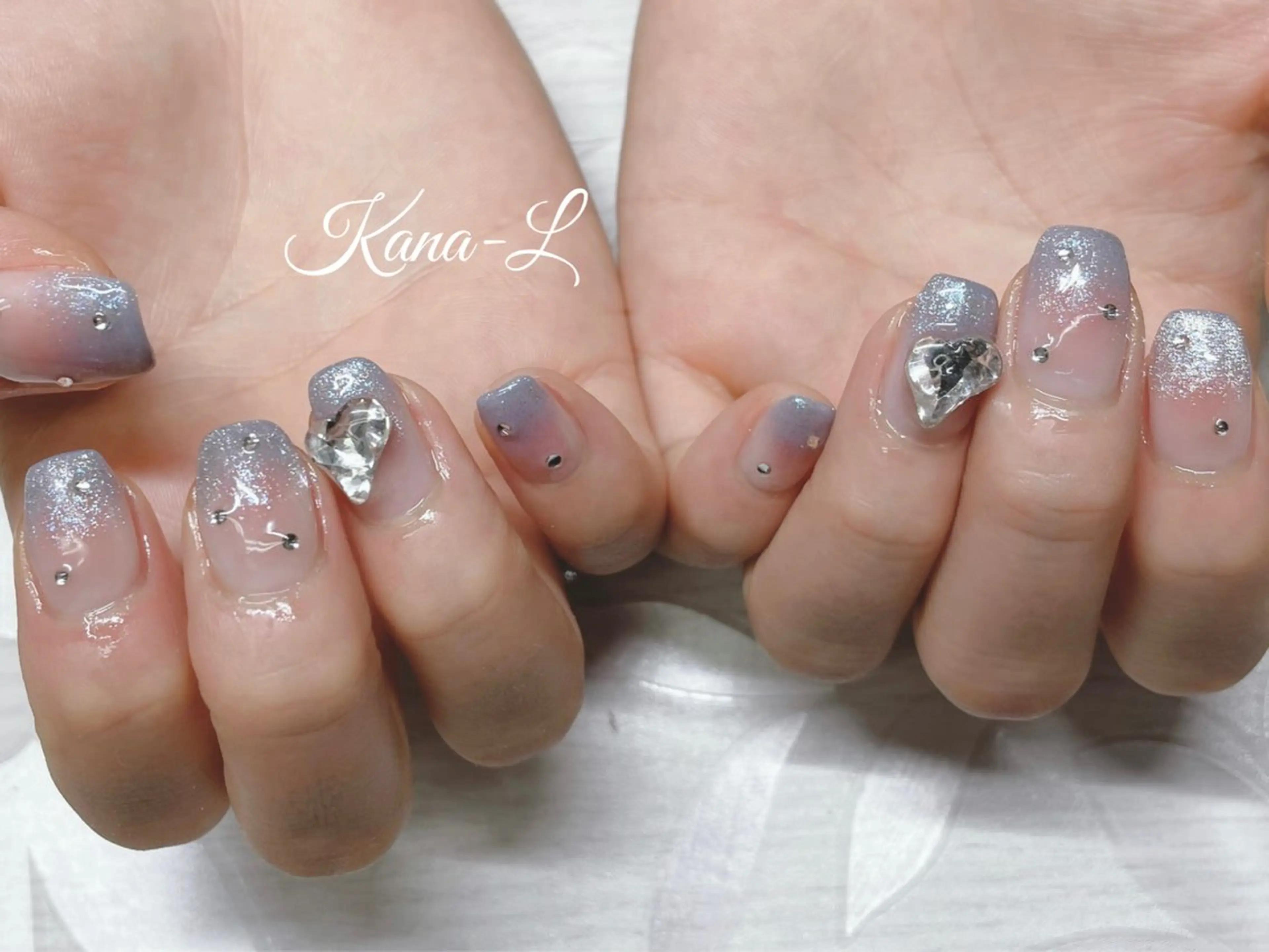 ネイル チークネイル ジェルネイル キラキラネイル 韓国ネイル パラジェル 芦辺 香奈のネイルデザイン
