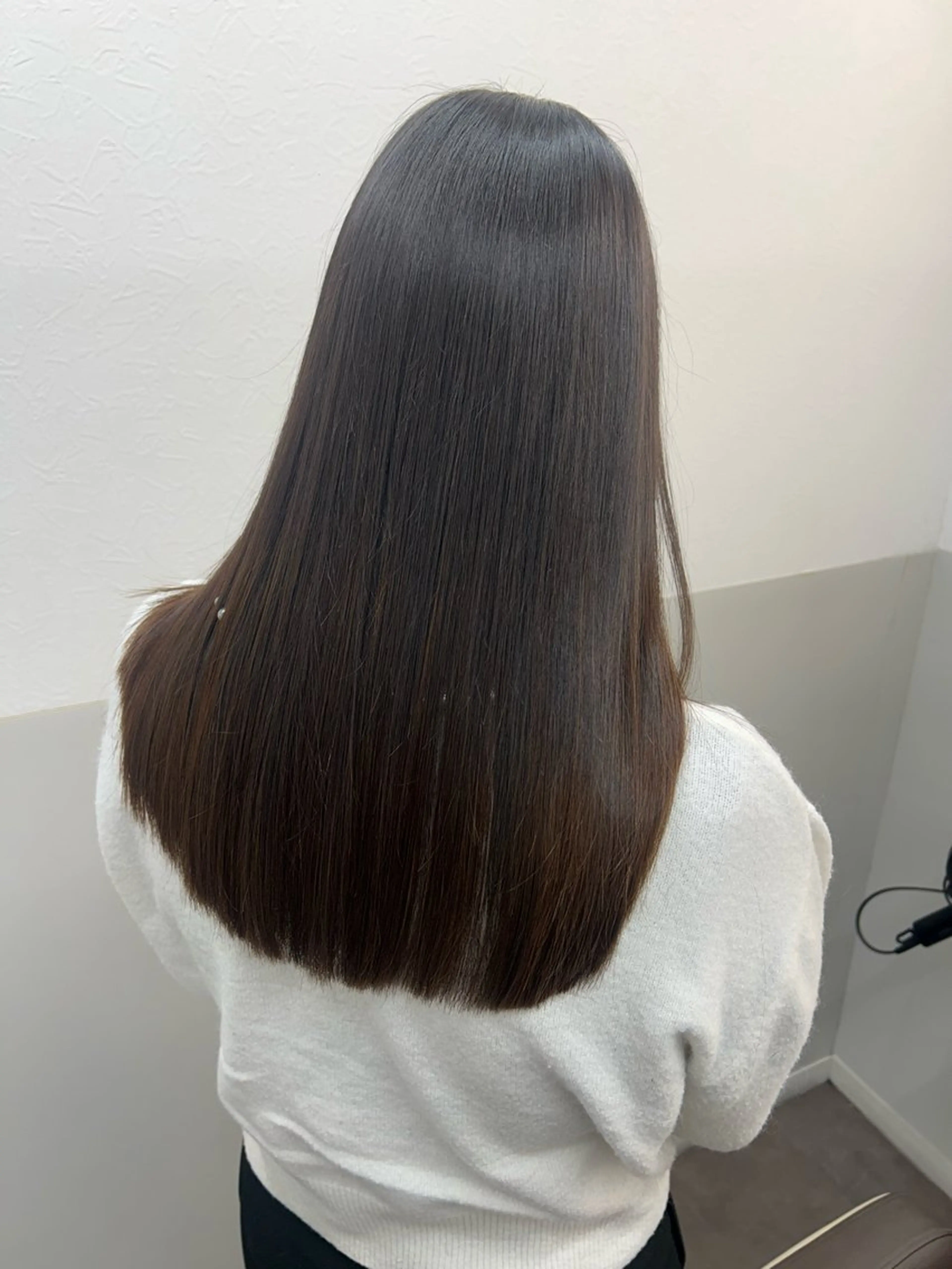 セミロング トリートメント SALOWIN新宿三丁目frente所属・髪質改善/艶カラー MISATOのヘアスタイル