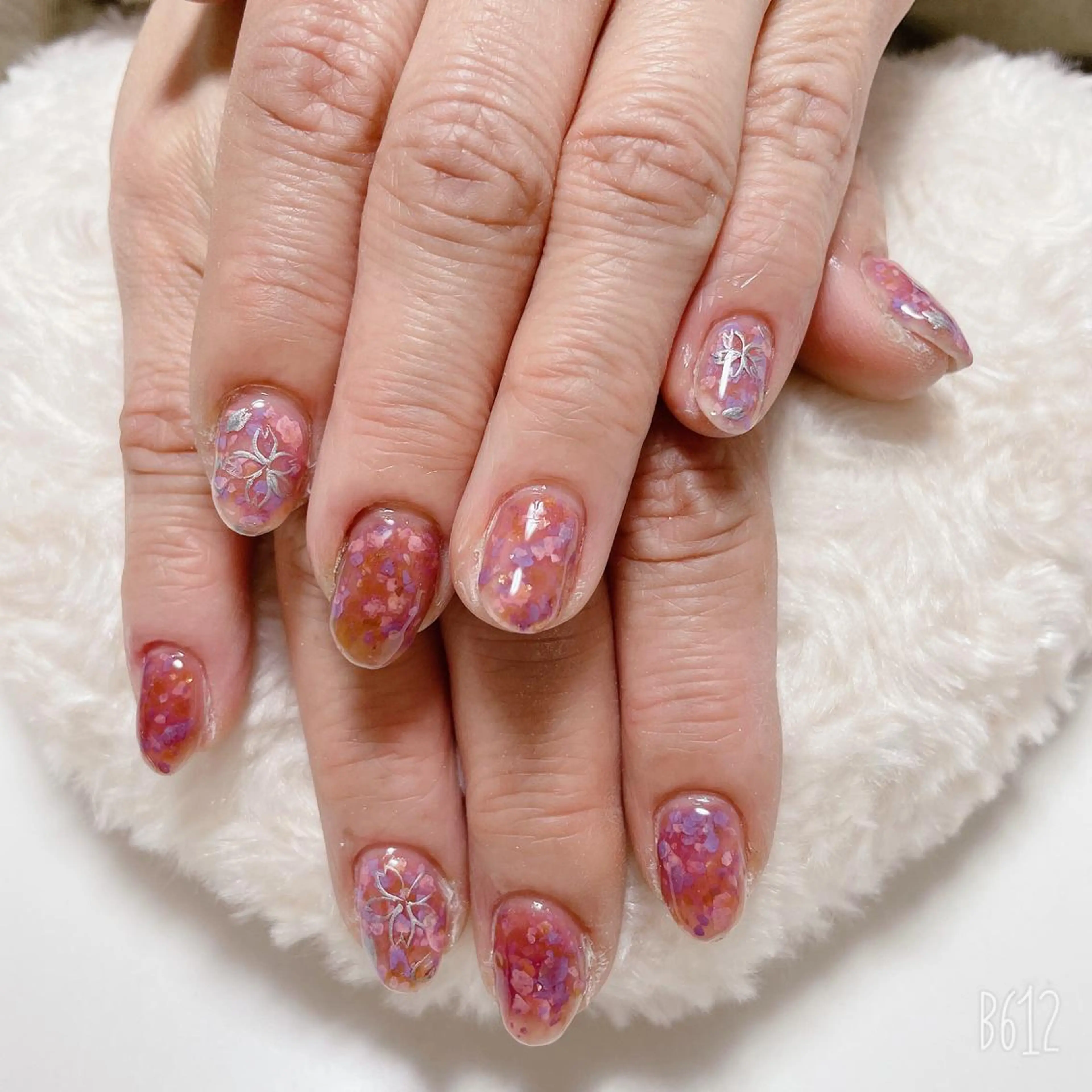 ネイル The Best Beauty受付担当のヘアスタイル