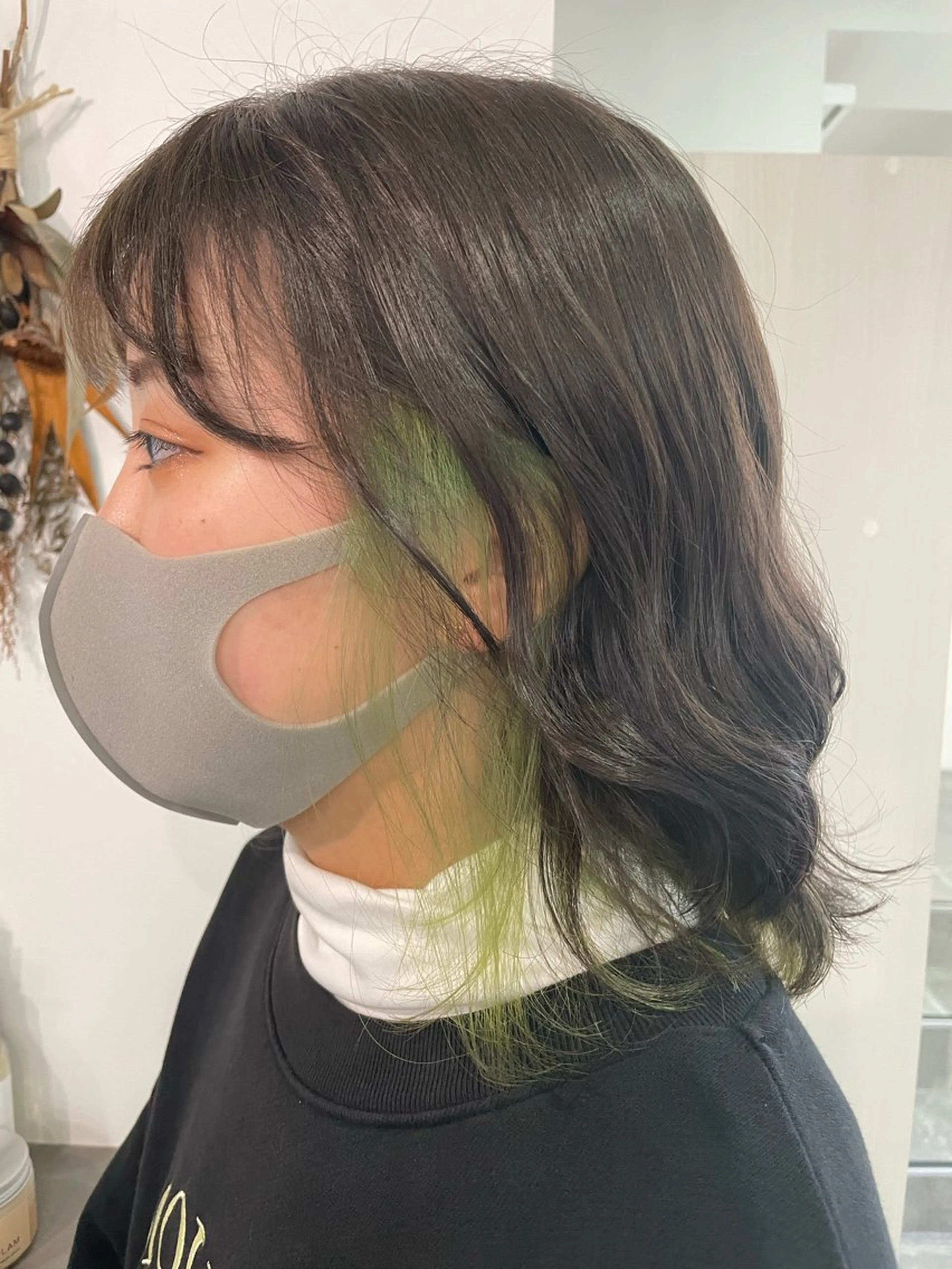 ミディアム カラー インナーカラー カット ヘアカラー トリートメント ヘッドスパ miyu/完全個室 /髪質改善のヘアスタイル