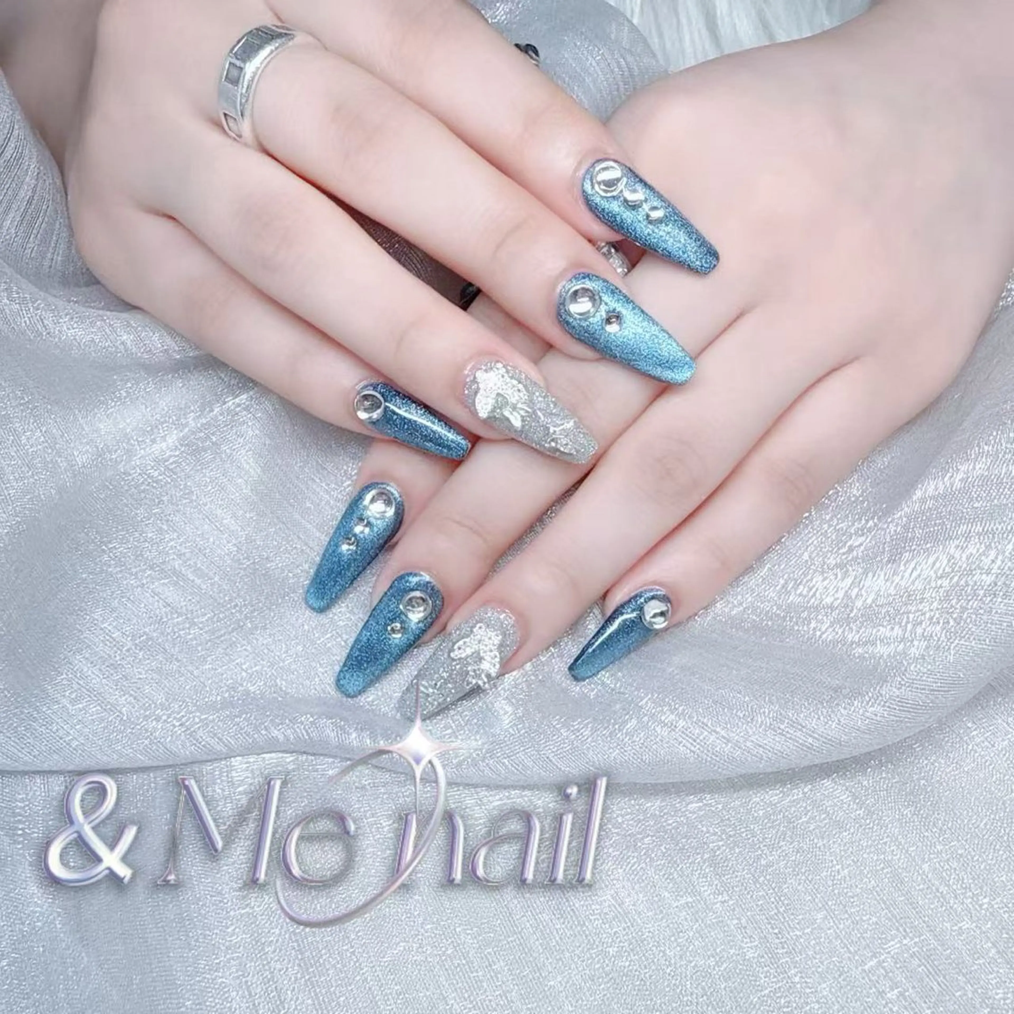 ネイル &ME Momoのネイルデザイン