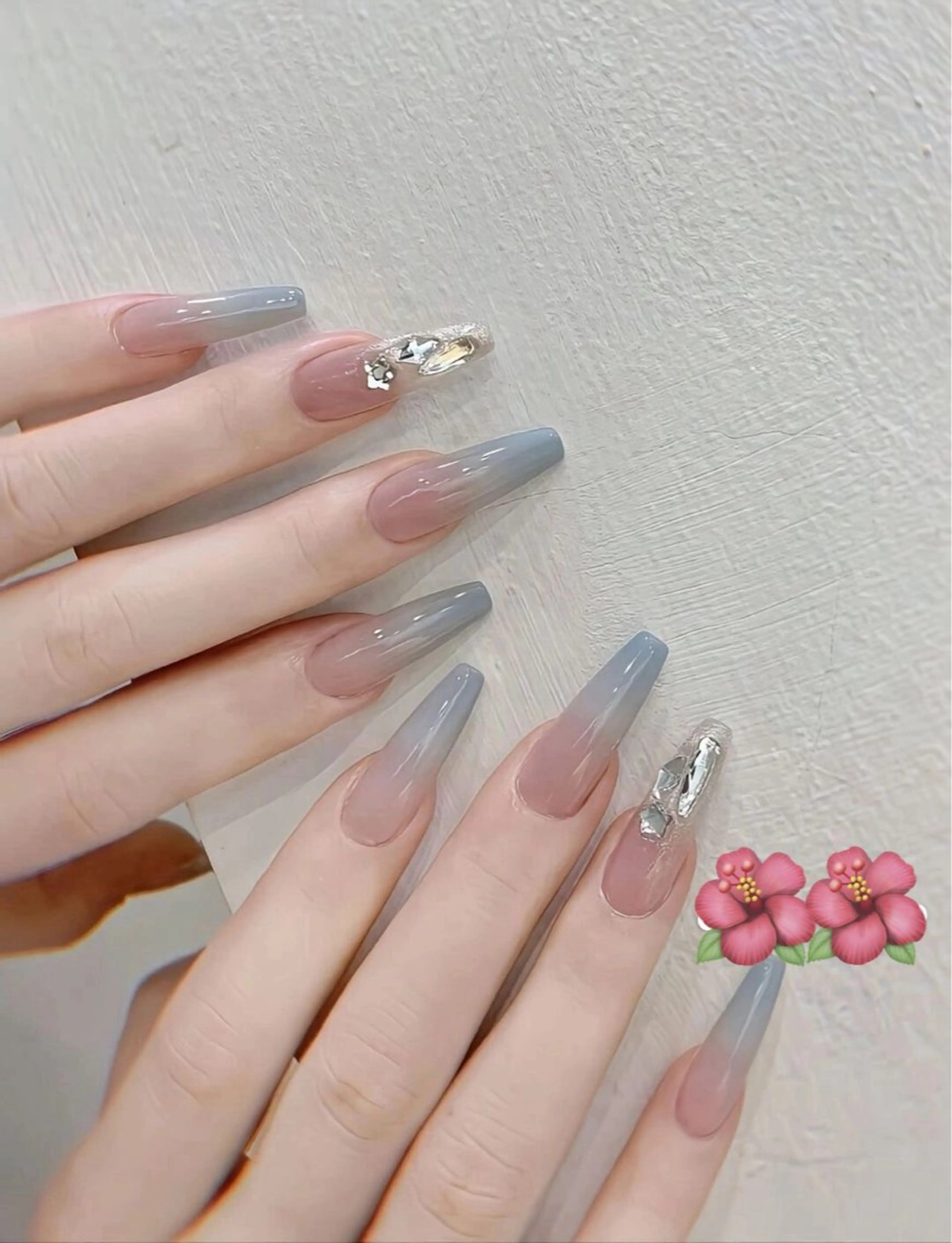 ネイル ハンドネイル ハンドケア モナ& あきのネイルデザイン