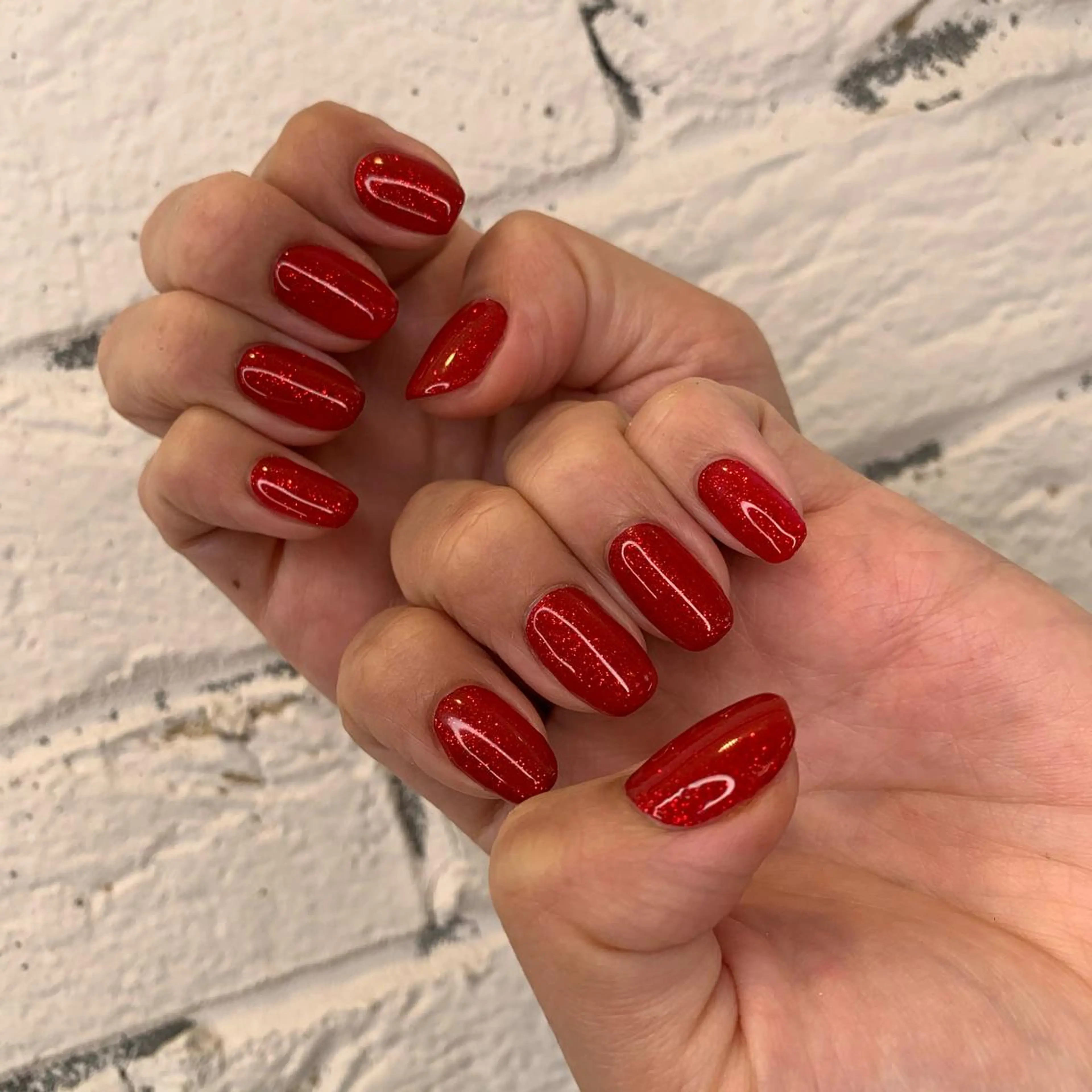 ネイル ラメ(グリッター) 赤色 ハンドネイル Lia所属・eri chan nailのネイルデザイン