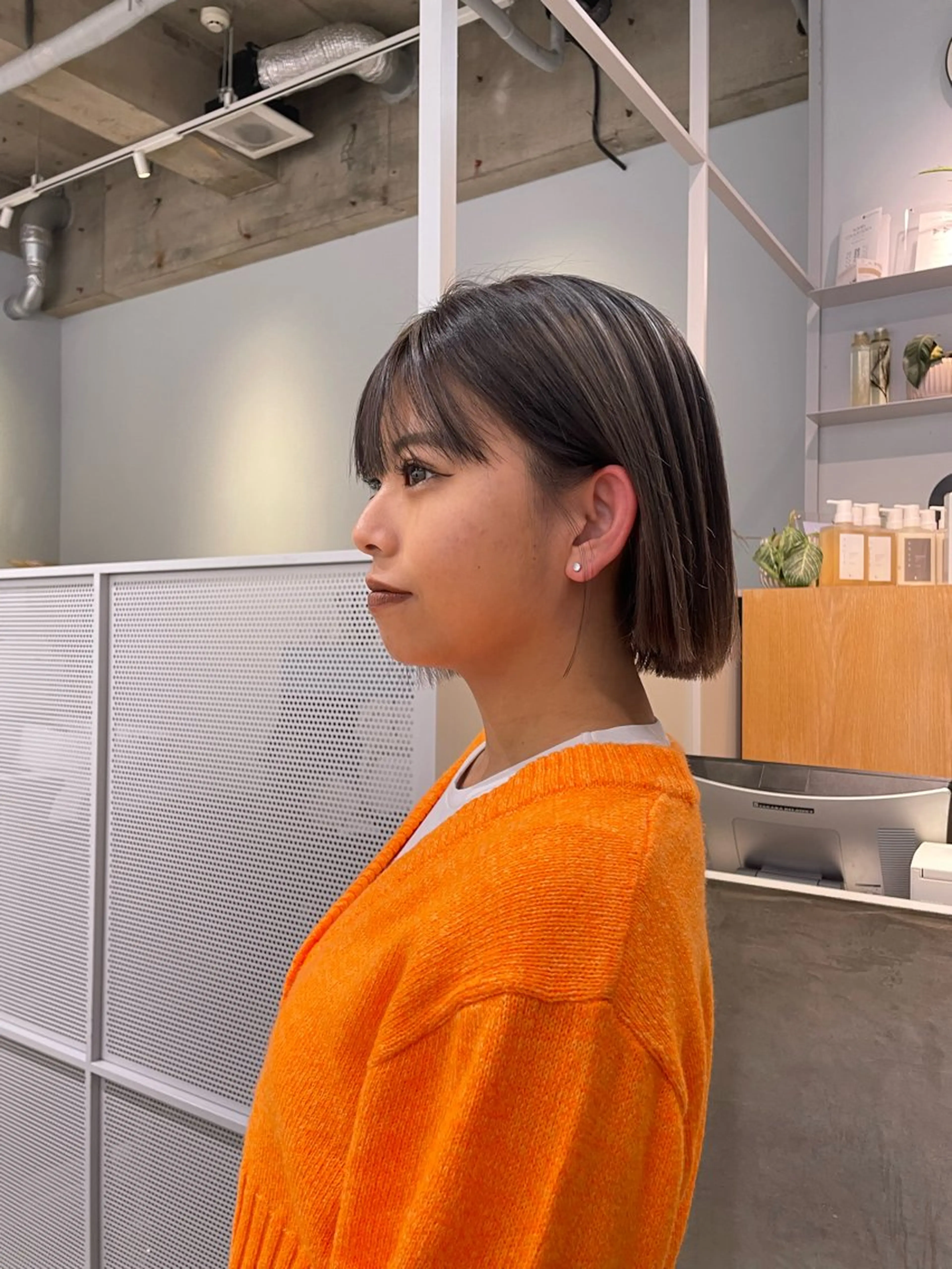 ショート カラー バレイヤージュ レイヤーカット いまかわ ゆなのヘアスタイル