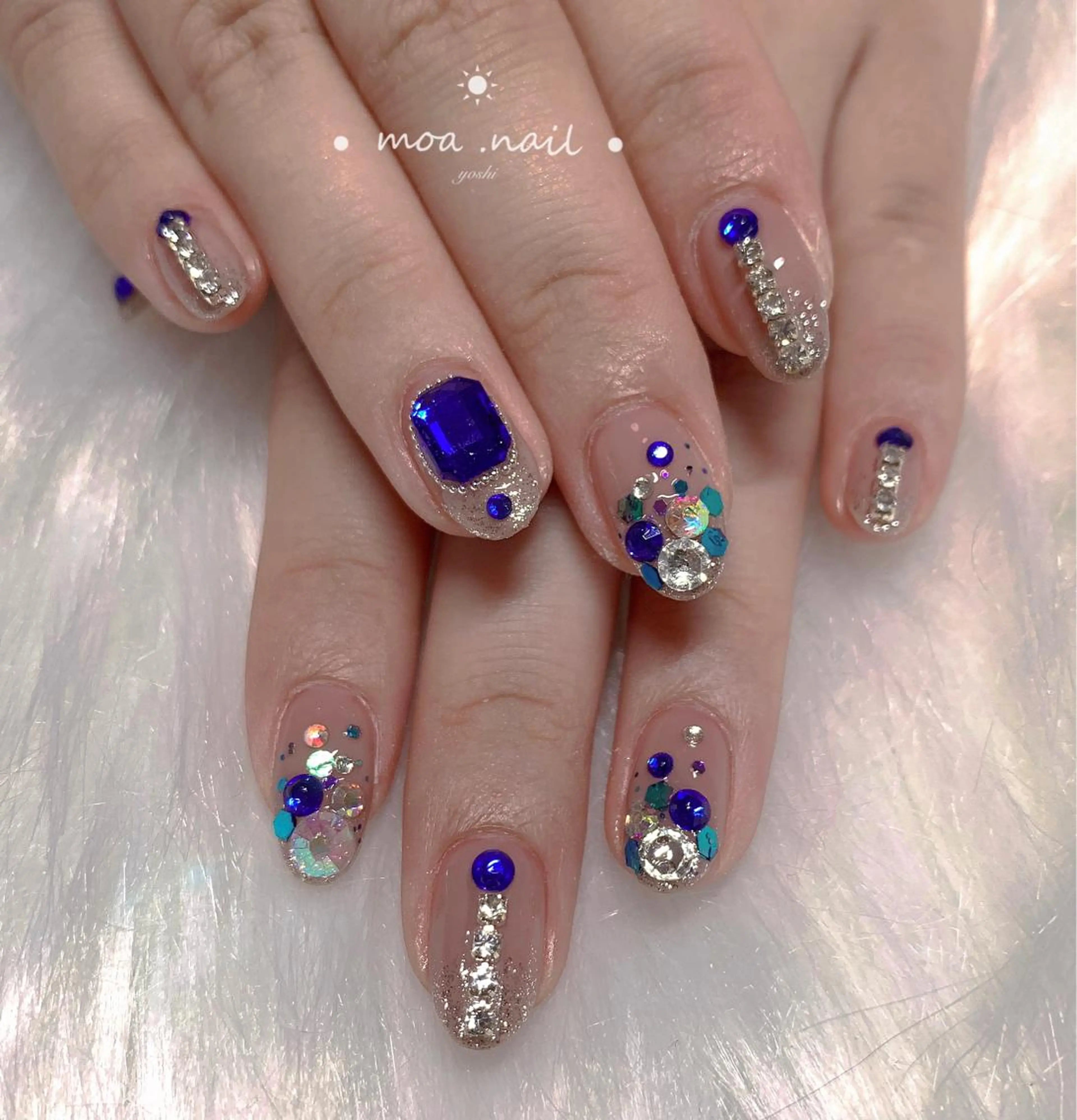 ネイル MOA NAIL所属・MoaNail🫶 Yoshiのネイルデザイン