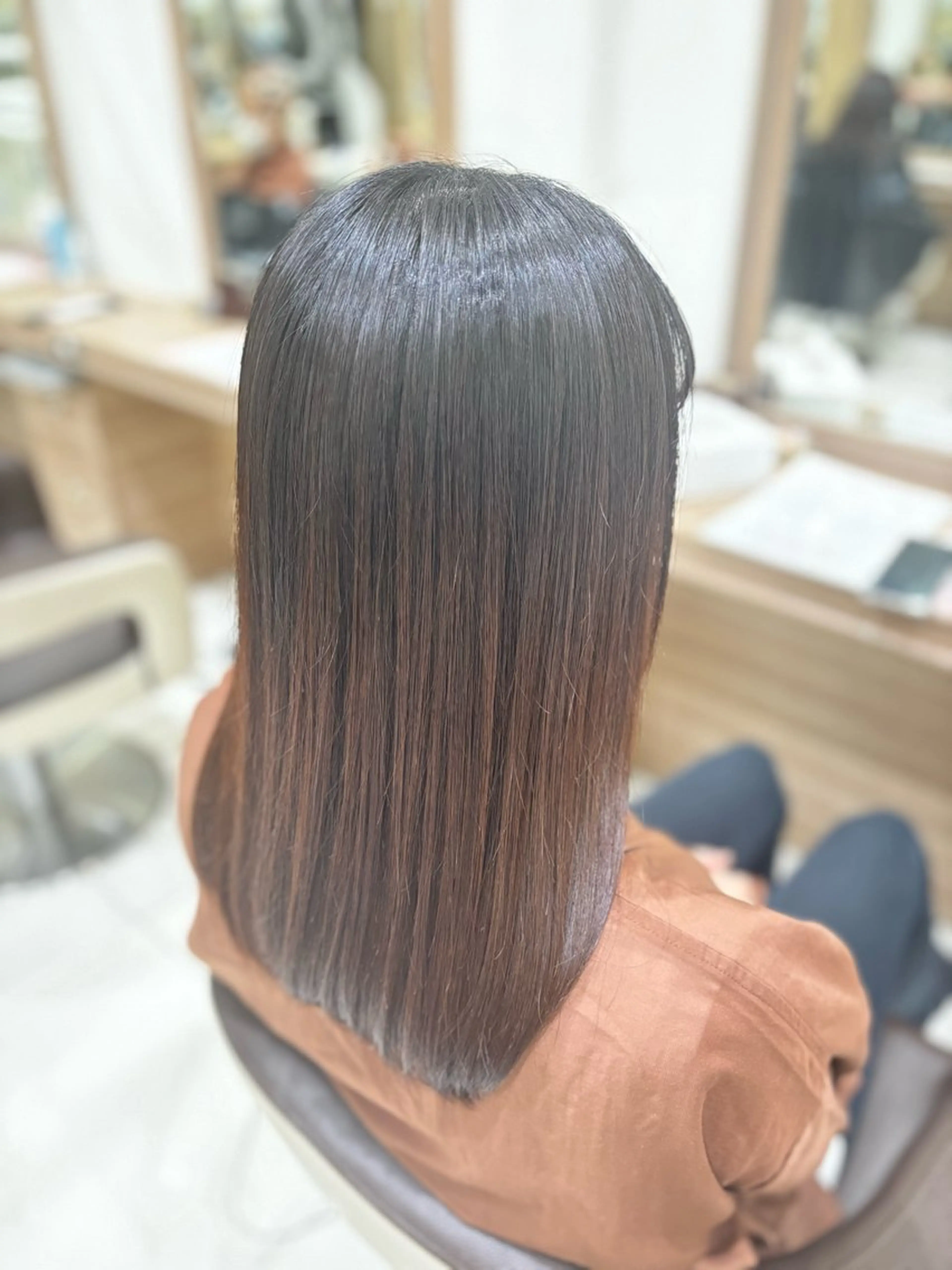 ロング 🐈‍⬛SARA🎀 メンズ縮毛矯正のヘアスタイル