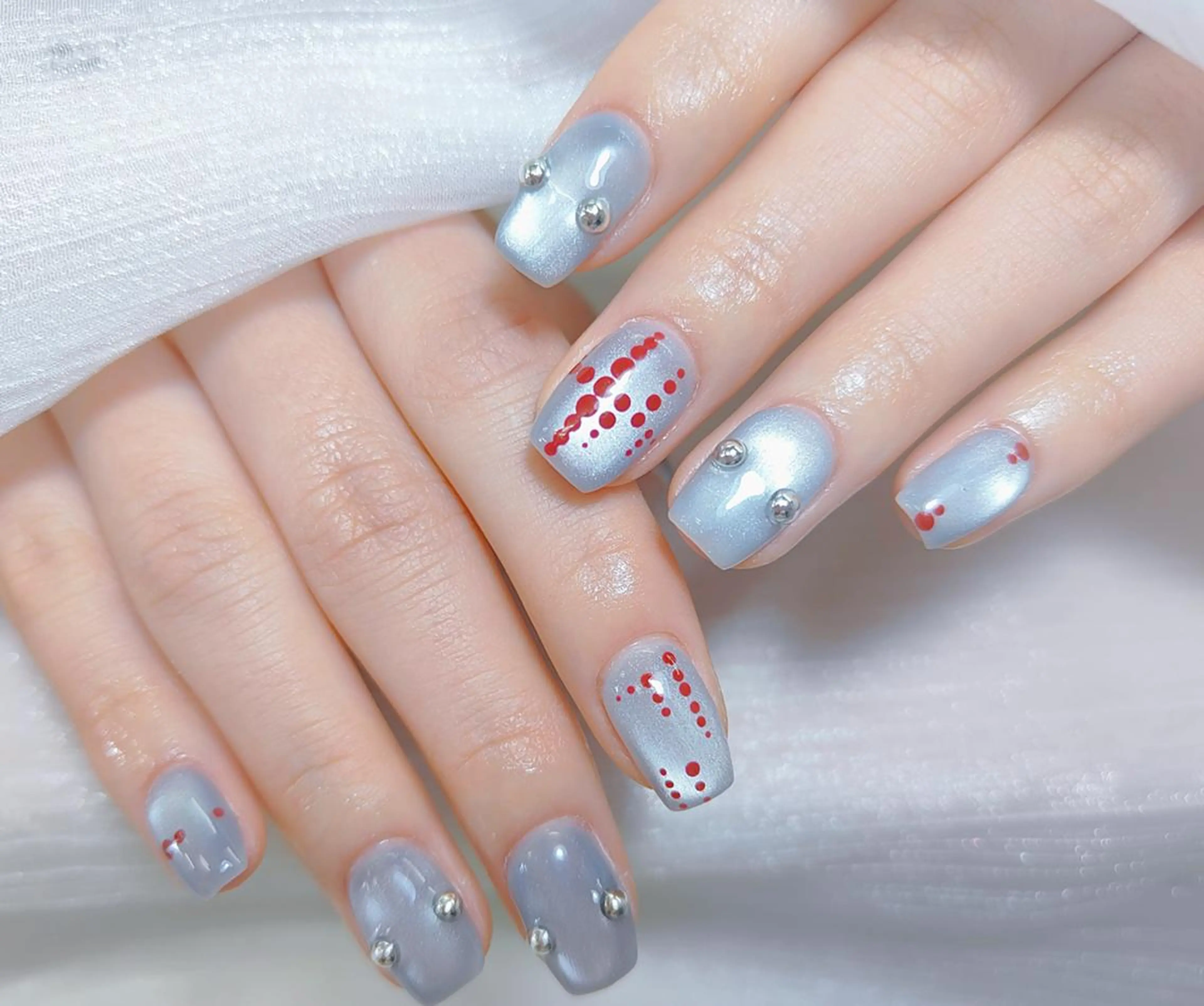 ネイル ハンドネイル モニカ アキイのネイルデザイン