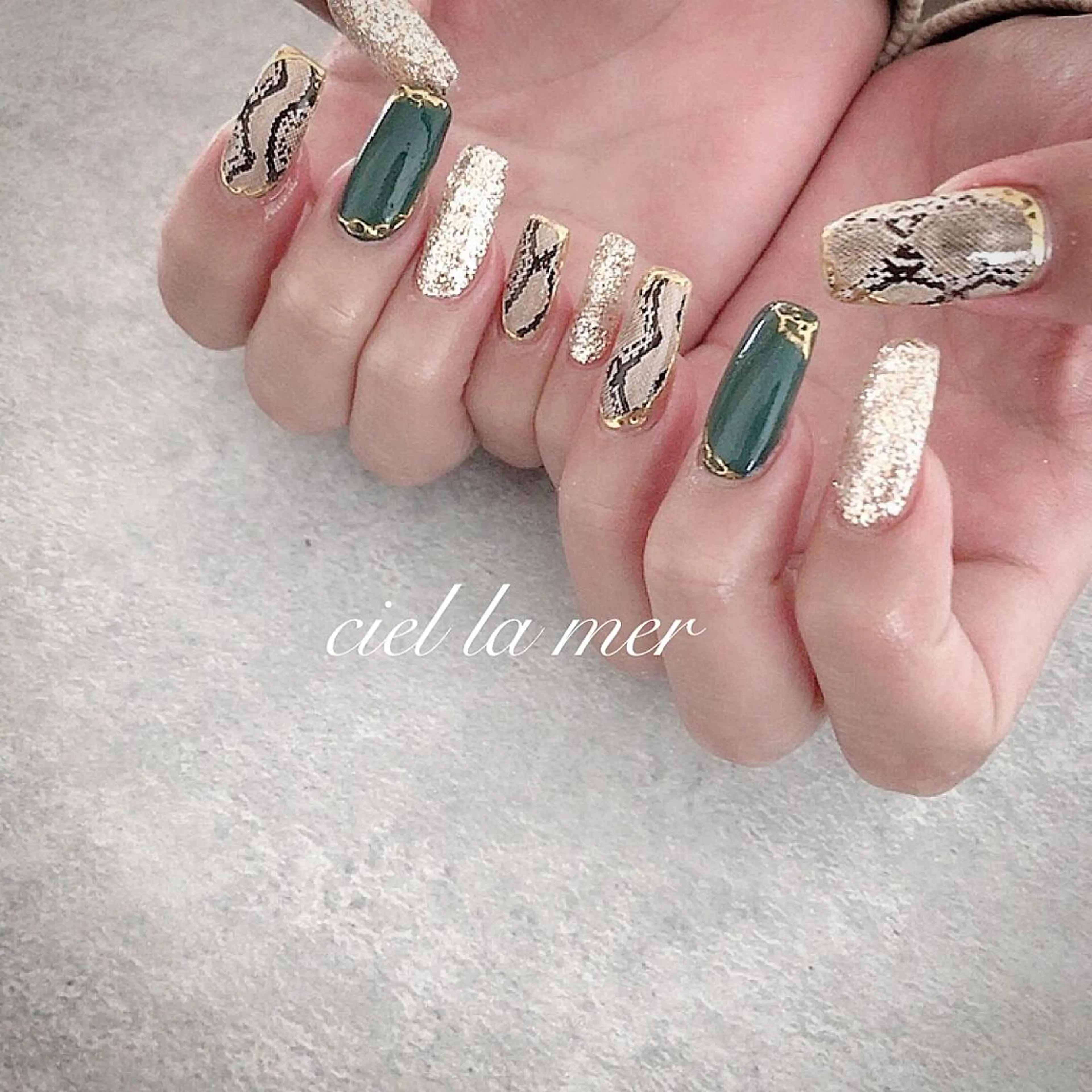 ネイル ハンドネイル フットネイル ciel la merのネイルデザイン