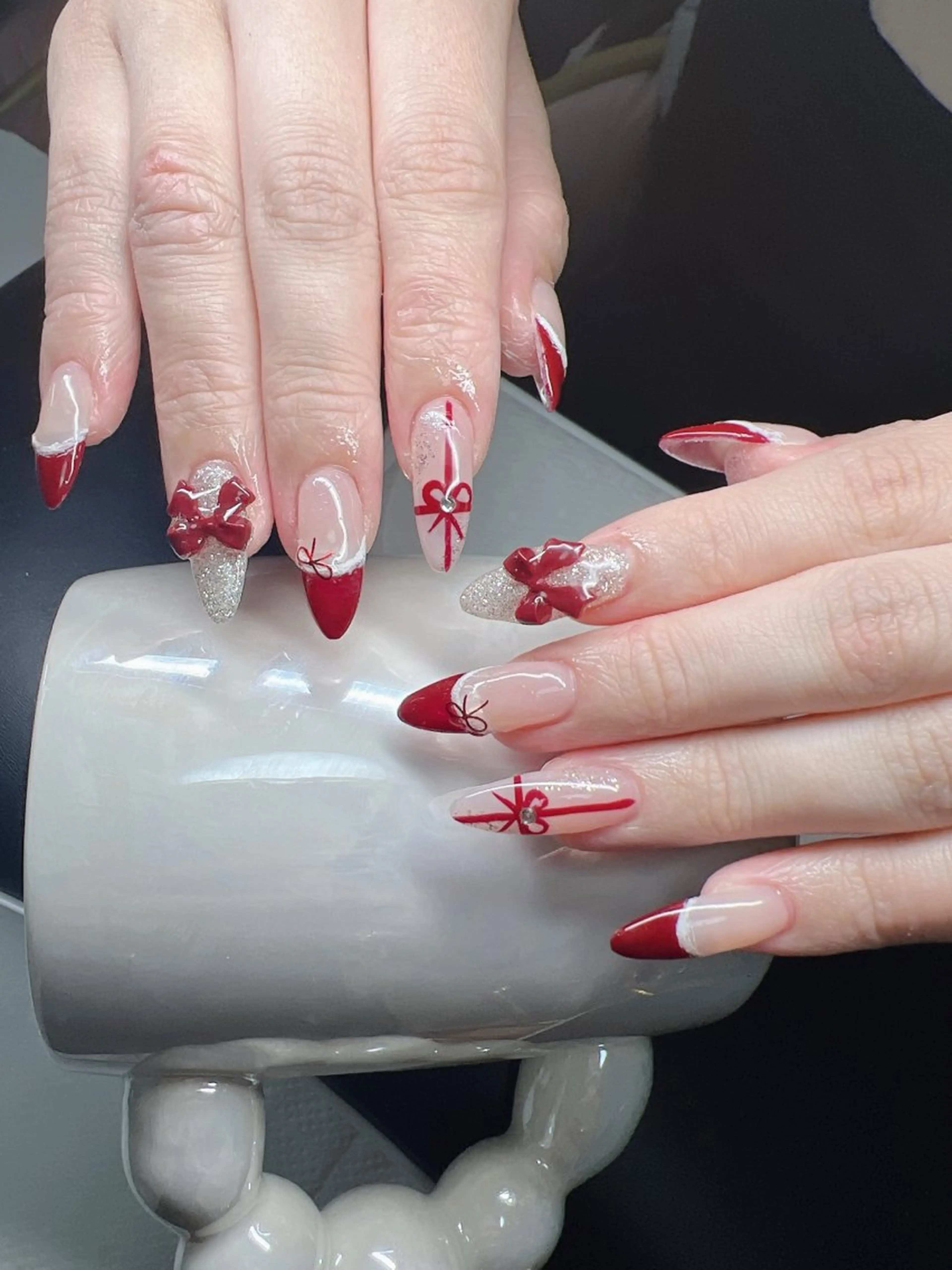 ネイル オーロラネイル チークネイル 長さ出し フットネイル フレンチネイル ハンドネイル Lee Nailsのネイルデザイン