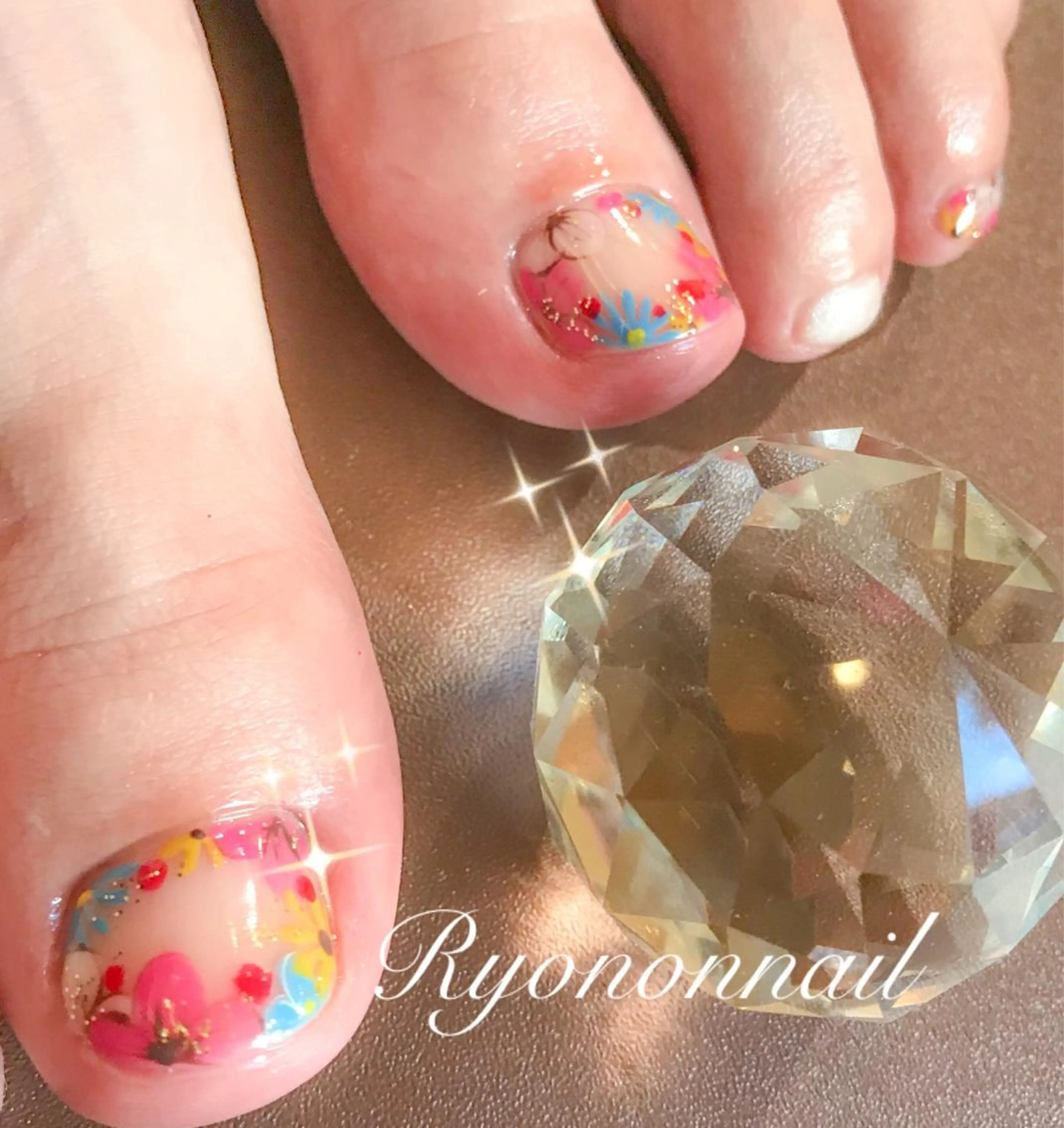 ネイル Ryononnail(リョノンネイル)所属・Ryononnail 上谷典子のネイルデザイン