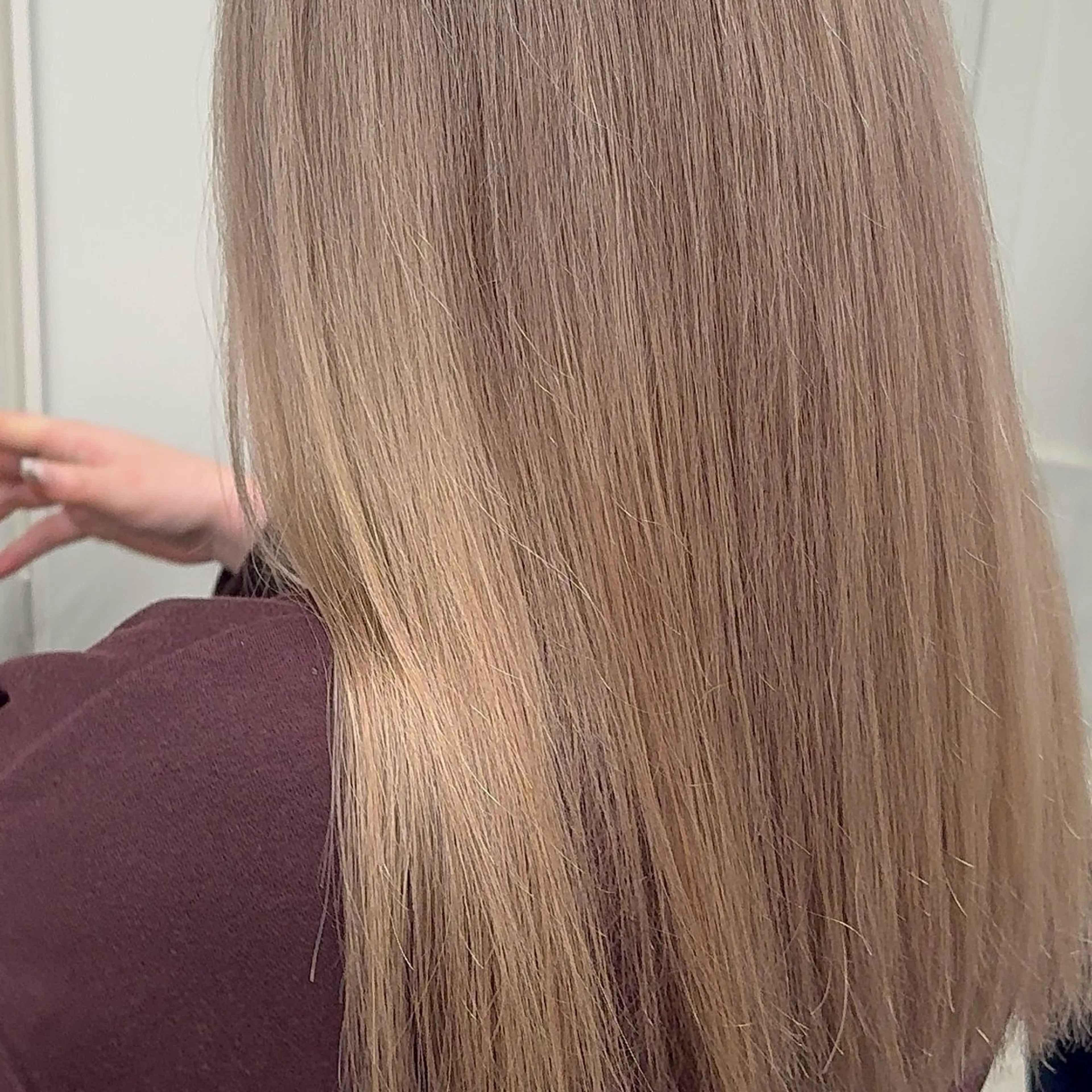 ロング カラー ヘアアレンジ メンズ メンズブリーチ メンズハイトーン メンズ韓国風 ベージュカラー ブリーチ ヘアカラー トリートメント 🌟🍒ハイトーン 韓国ヘア/ユウミのヘアスタイル