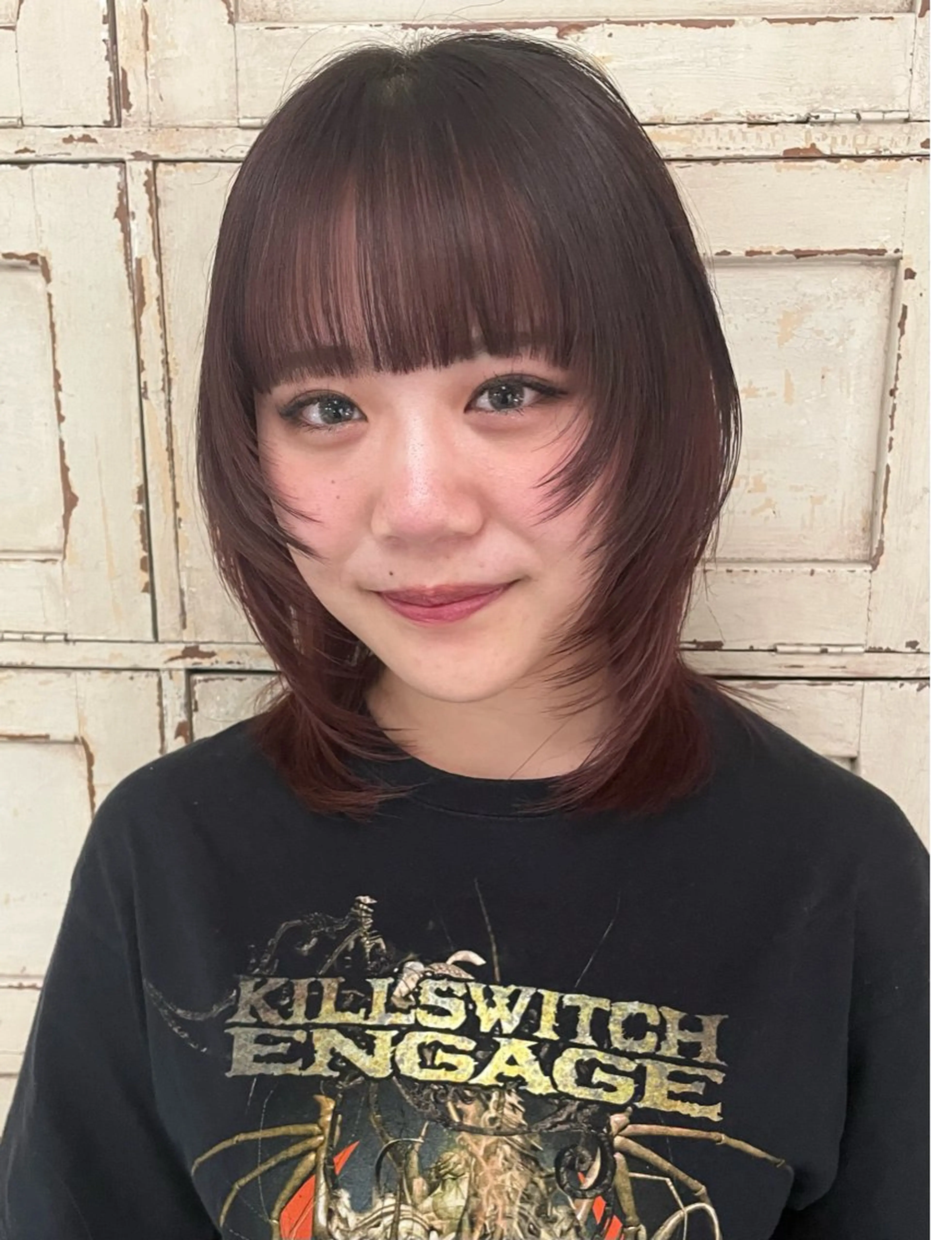 ミディアム カラー 顔まわりレイヤー ハッシュカット レイヤーカット カット ヘアカラー RorriM natsuのヘアスタイル