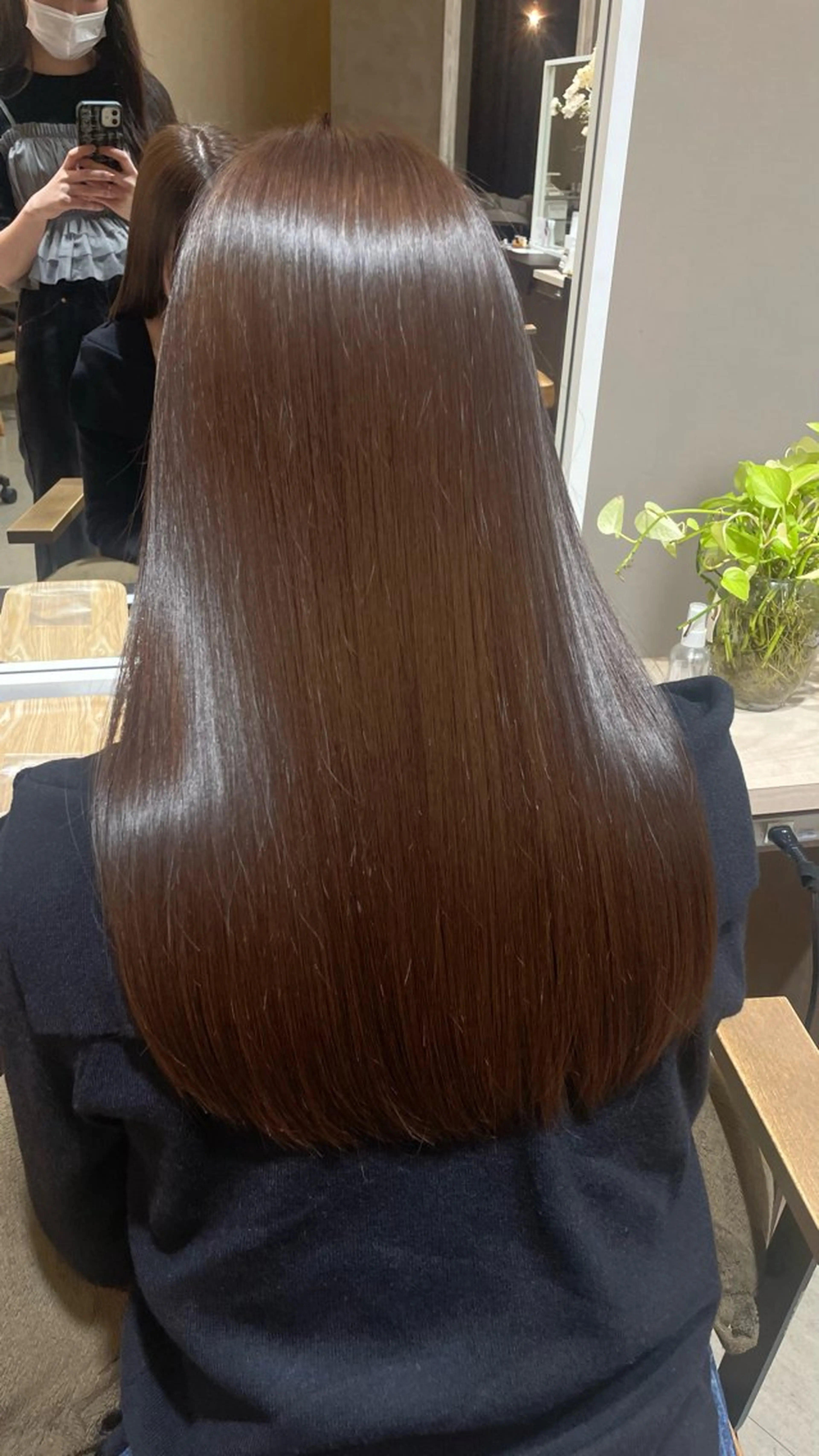 カラー 竹本 花菜のヘアスタイル