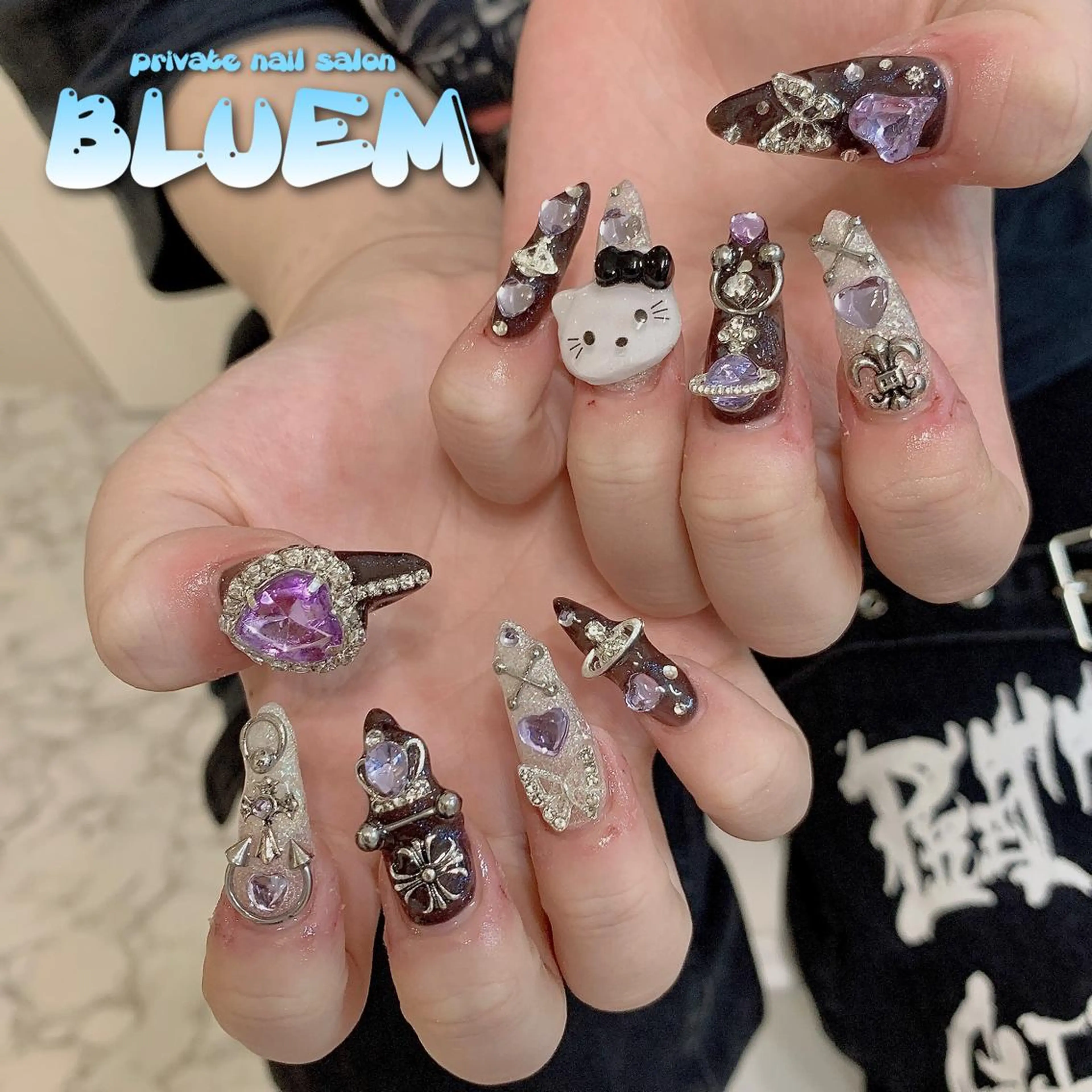 ネイル ハンドネイル BLUEM なな🐶のネイルデザイン