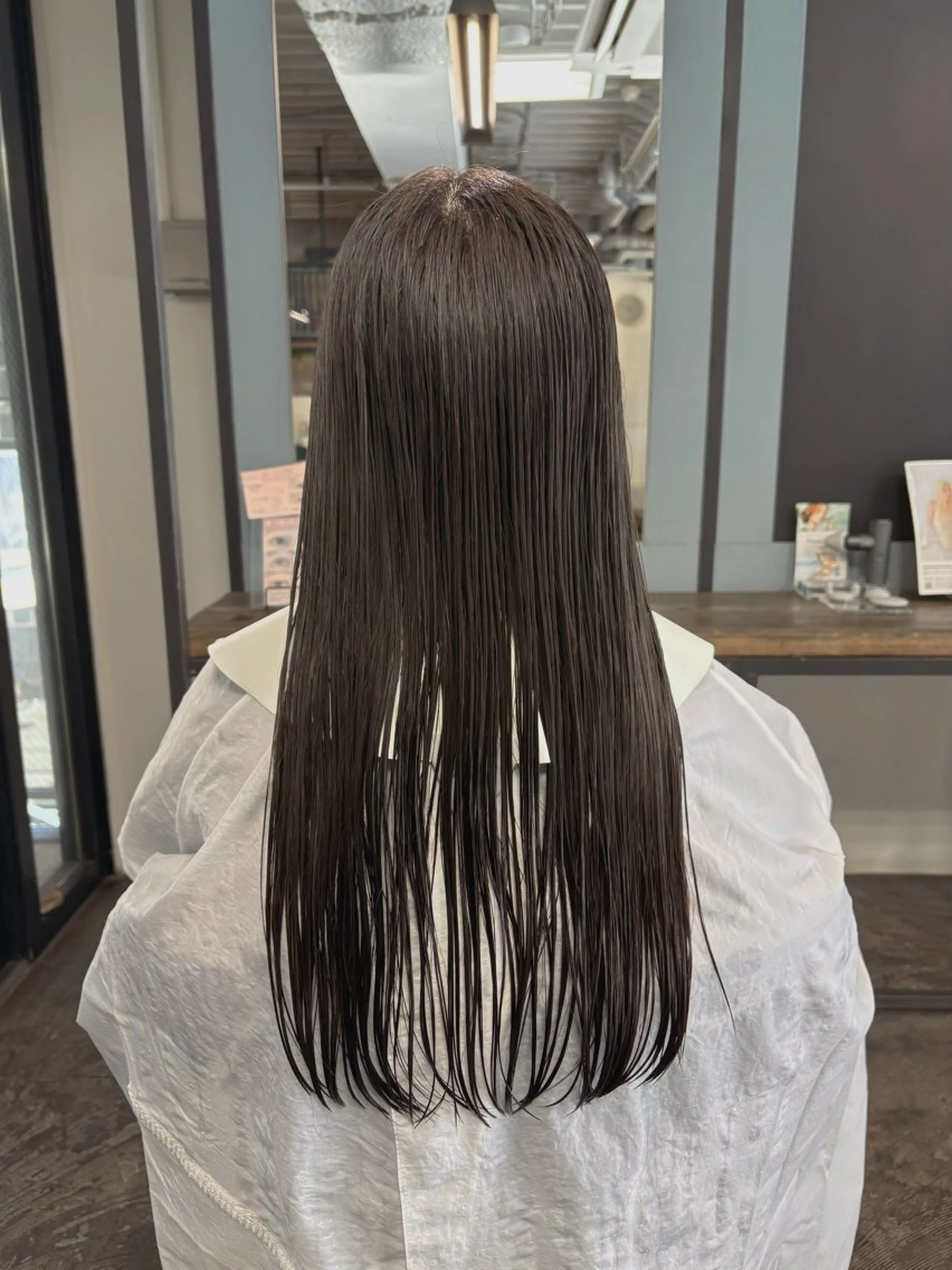 ショート ボブ カット ユイカ🐮暖色カラー / 髪質改善のヘアスタイル