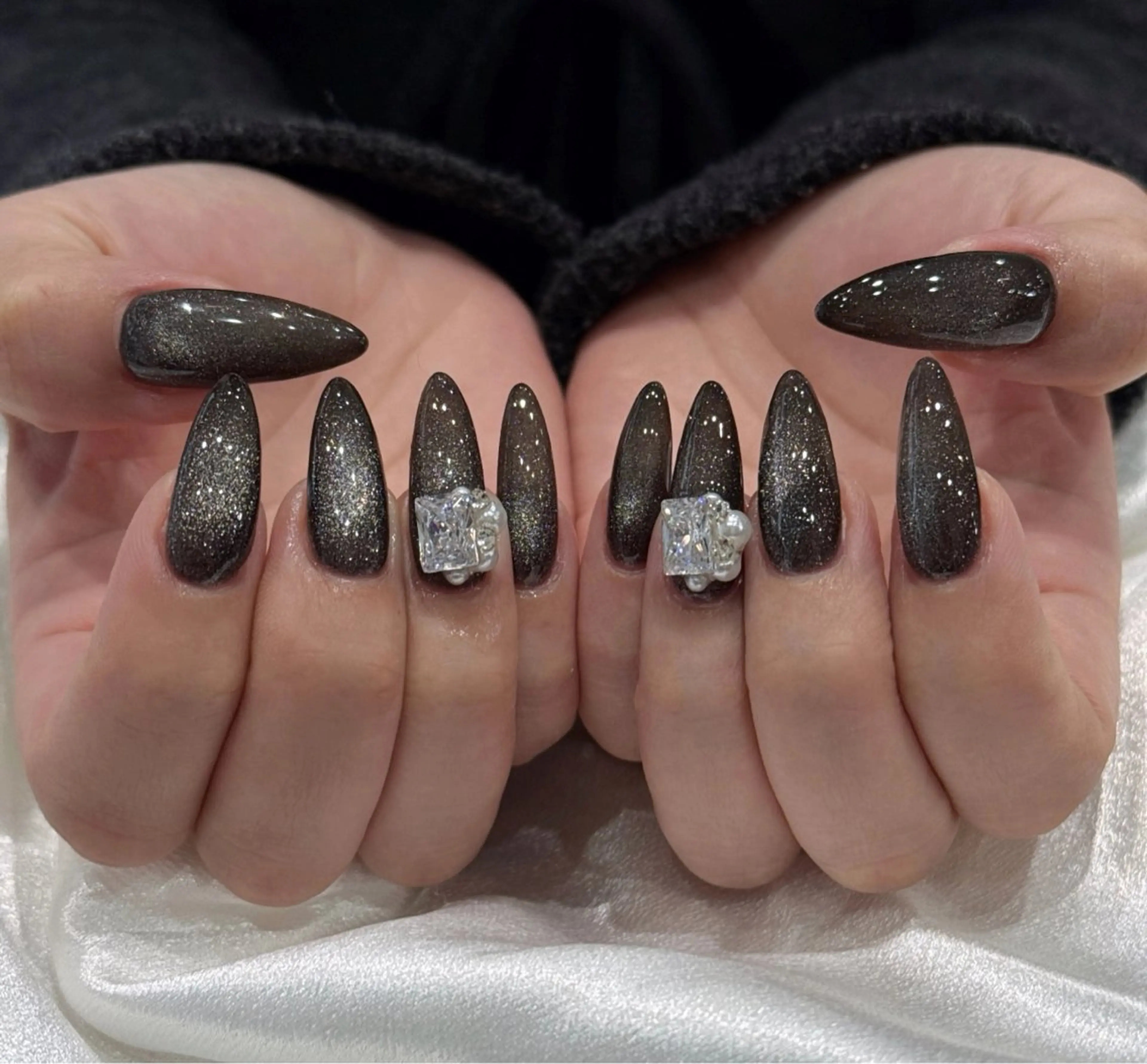 ネイル オーロラネイル ブルー チークネイル フットネイル フレンチネイル ハンドネイル REI レイのネイルデザイン