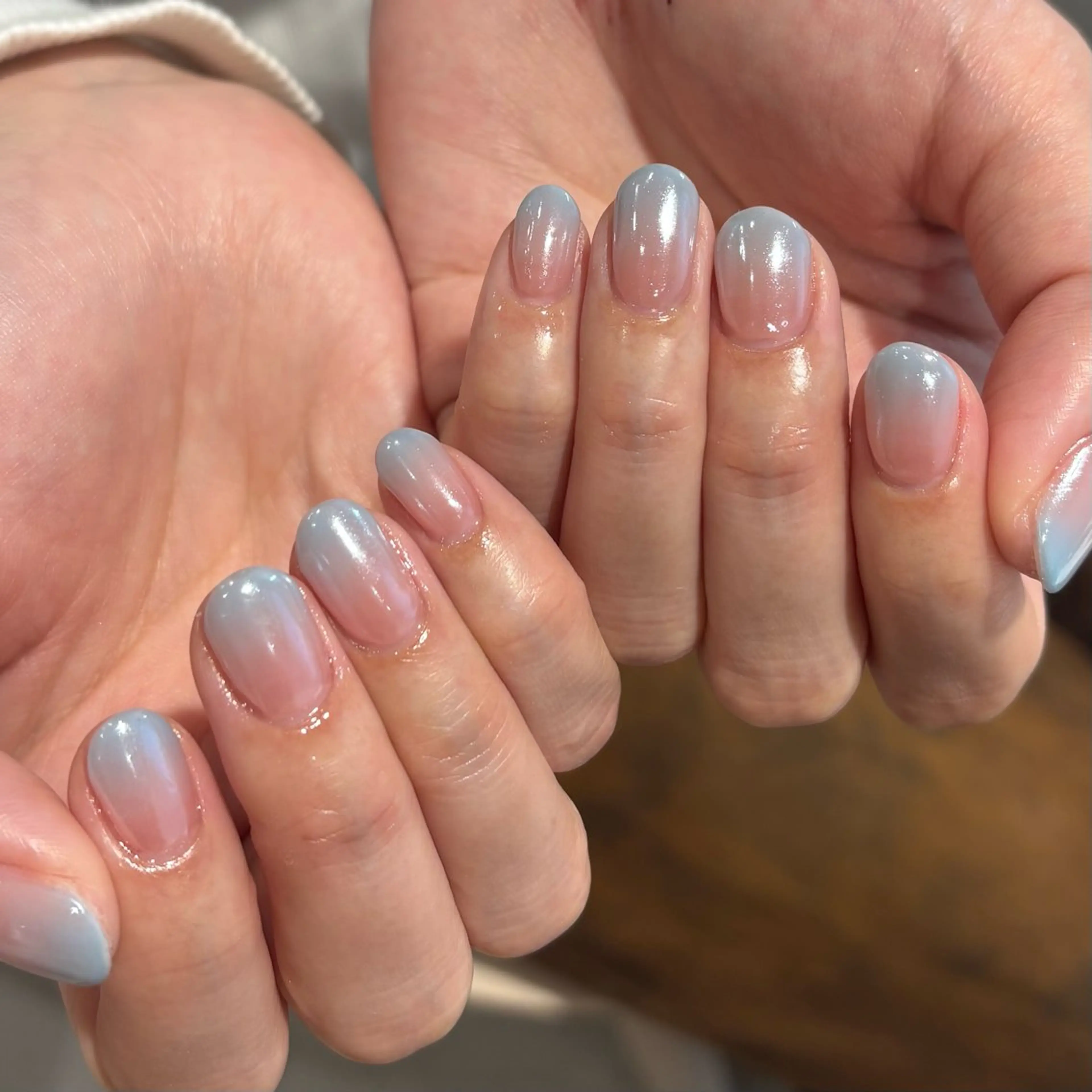ネイル オーロラネイル 氷ネイル・うるうるネイル 持ち込み シンプルネイル 春ネイル モデル様募集中♡ Kokomi🍮のネイルデザイン