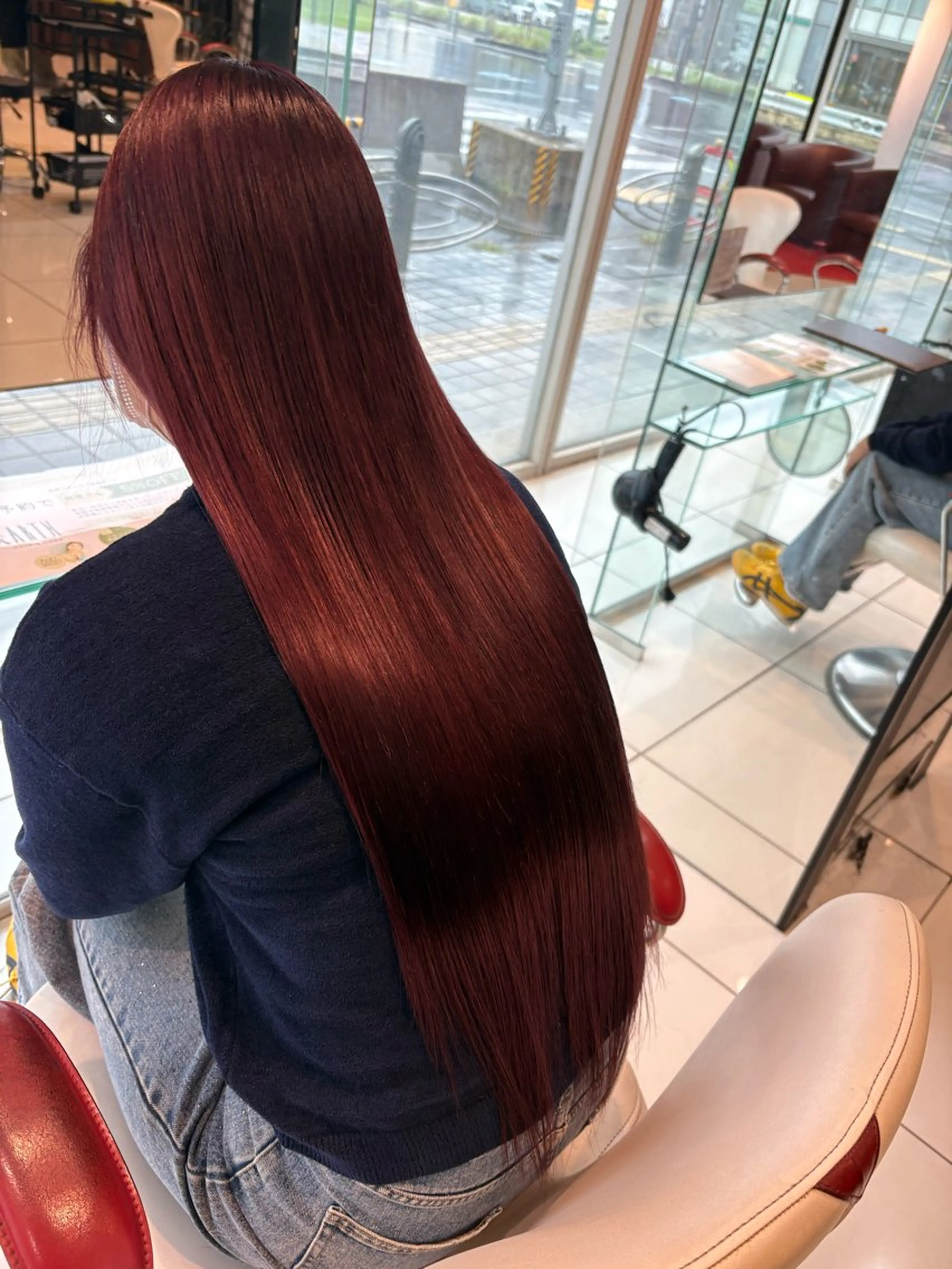 カラー ヘアカラー トリートメント HAIR＆MAKE EARTH四日市店所属・松葉 小春のヘアスタイル