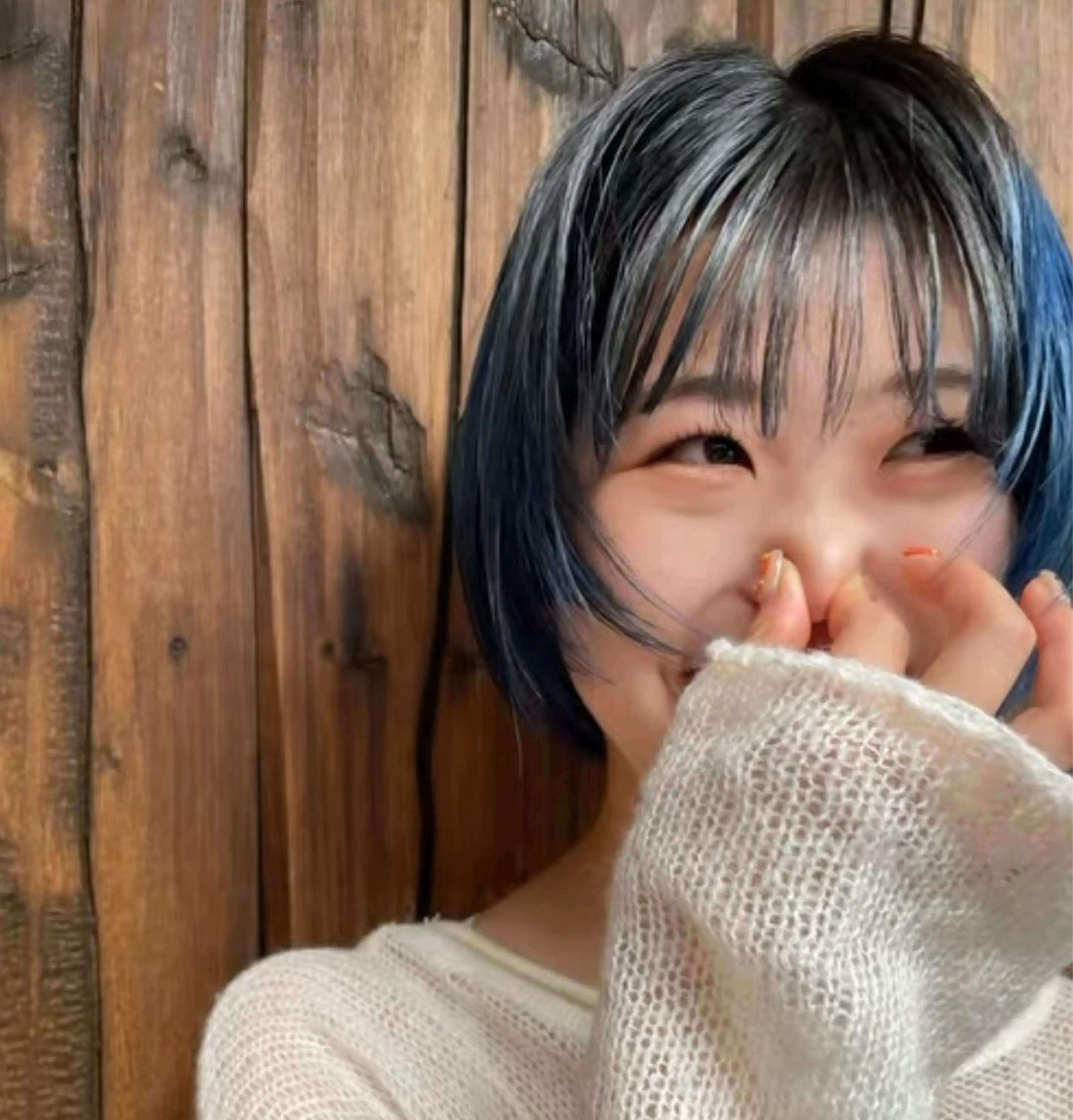 ショート カラー ブリーチ KAEDE NAGATAのヘアスタイル