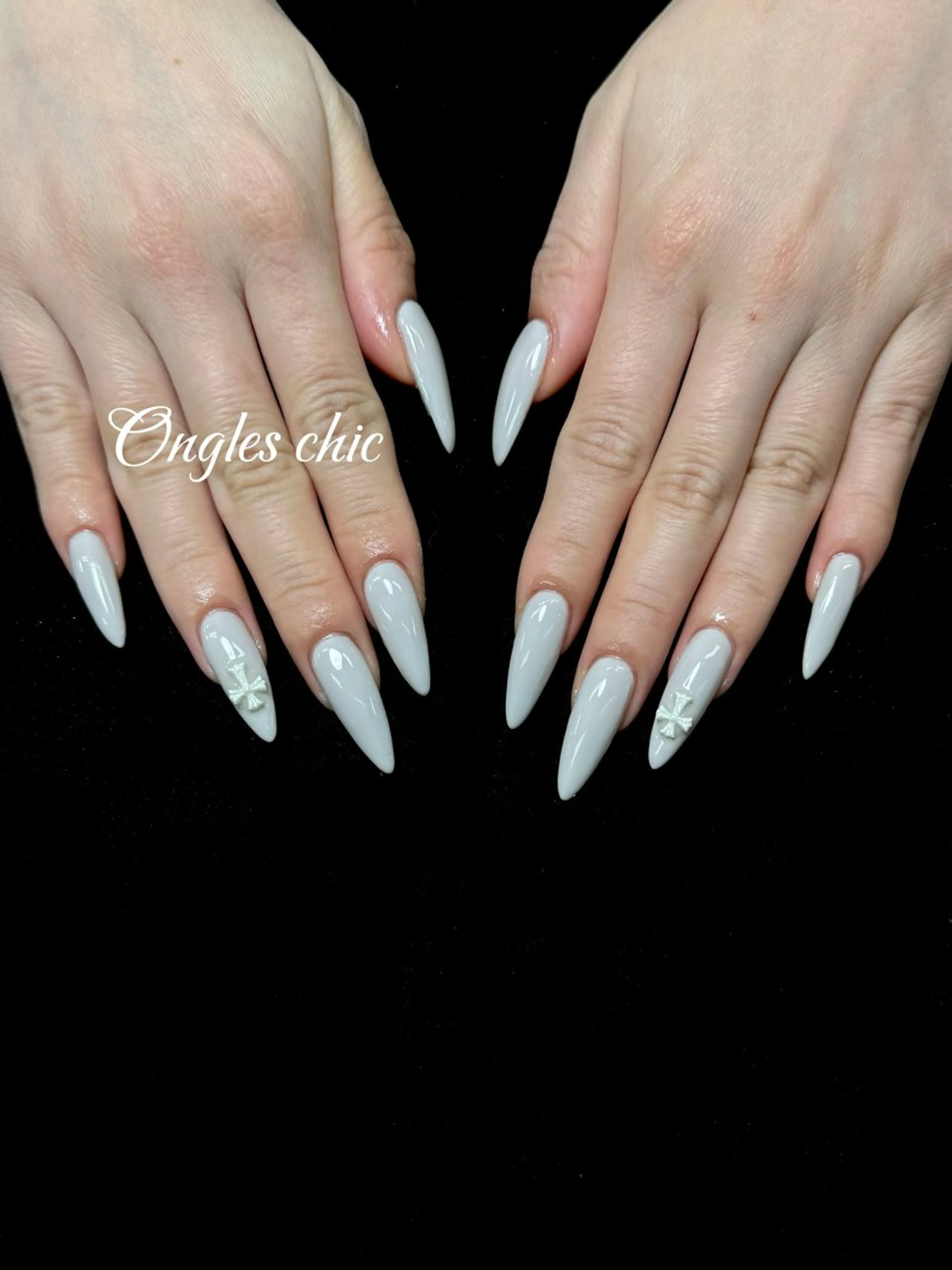 ネイル ハンドネイル ハンドケア ongles chicのネイルデザイン