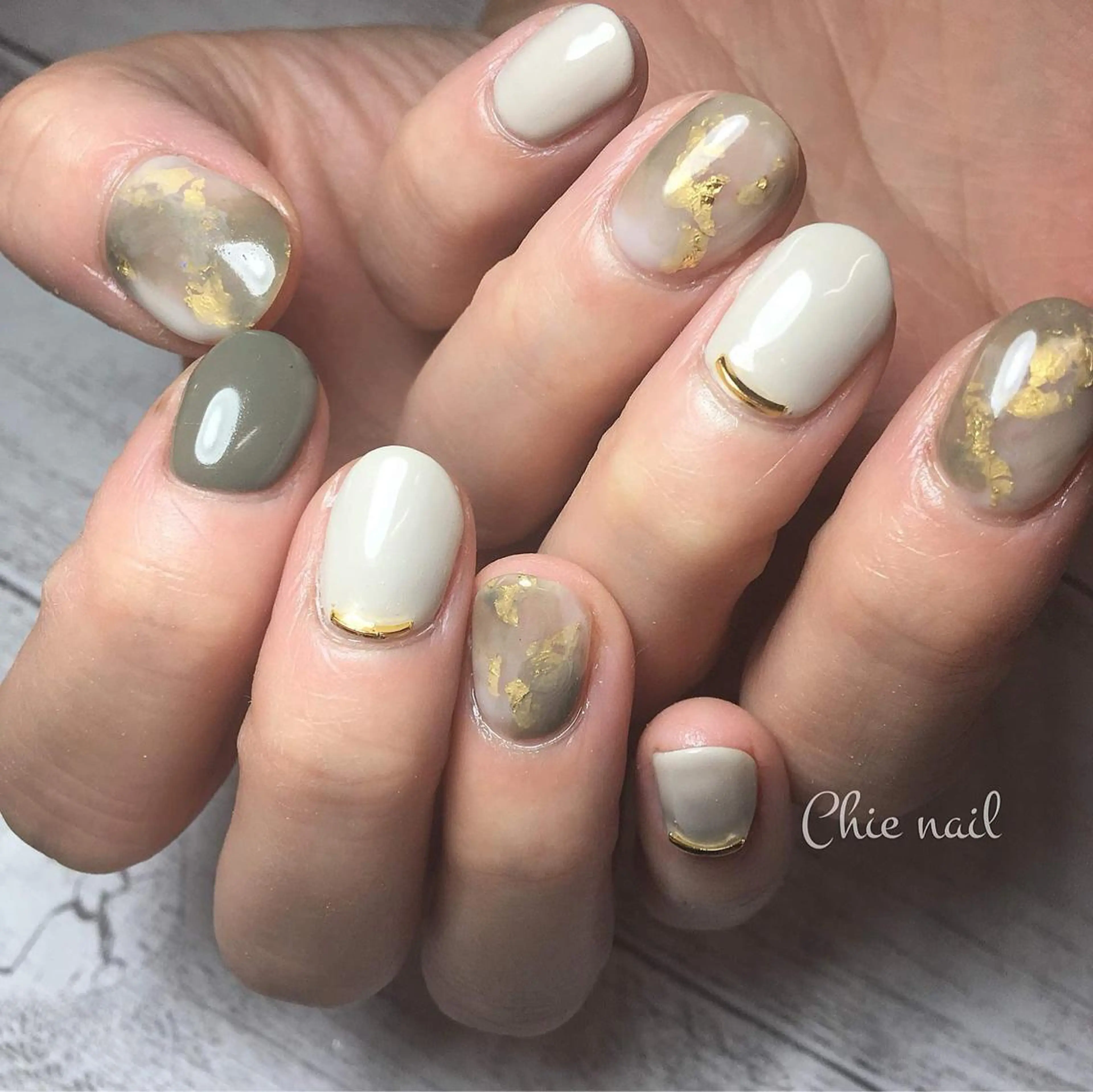 ネイル ニュアンスネイル ハンドネイル 森ノ宮❤︎ chieのネイルデザイン